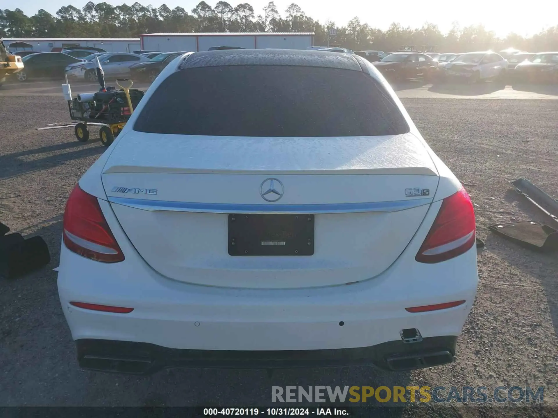 16 fotografías del automóvil dañado WDDZF8KB1LA718521 MERCEDES-BENZ AMG E 63 2020