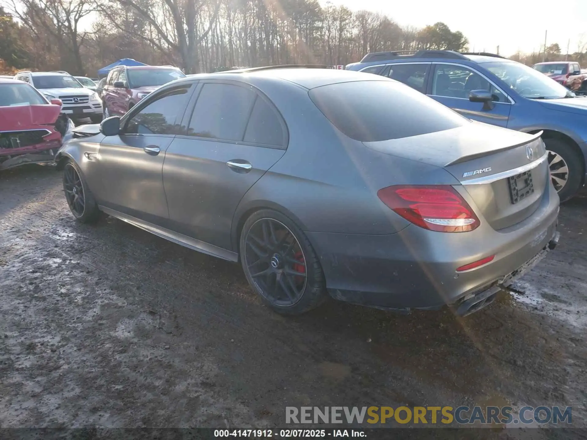 3 fotografías del automóvil dañado WDDZF8KB9LA703250 MERCEDES-BENZ AMG E 63 2020