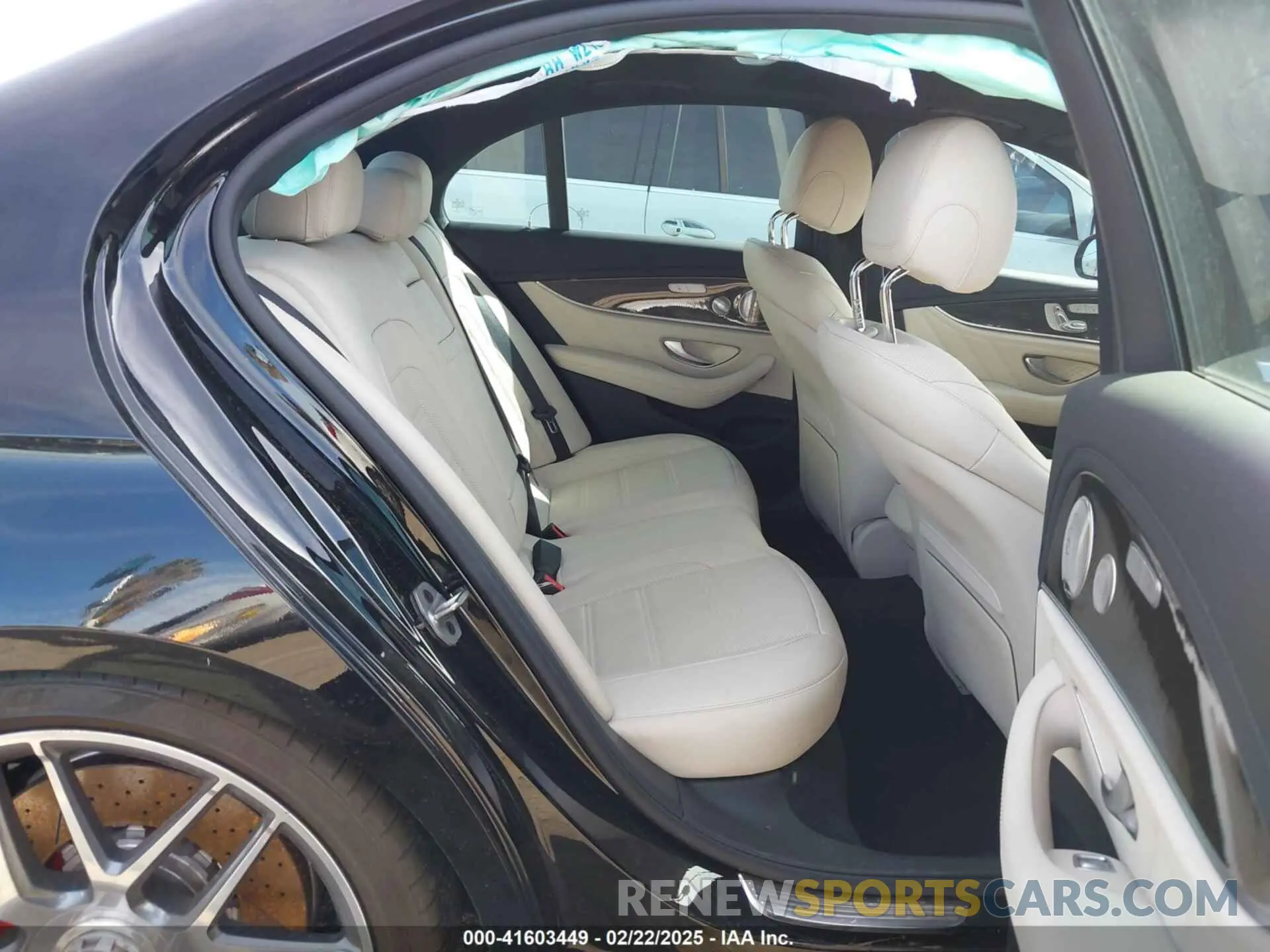 8 fotografías del automóvil dañado W1KZF8KB0MA993282 MERCEDES-BENZ AMG E 63 2021