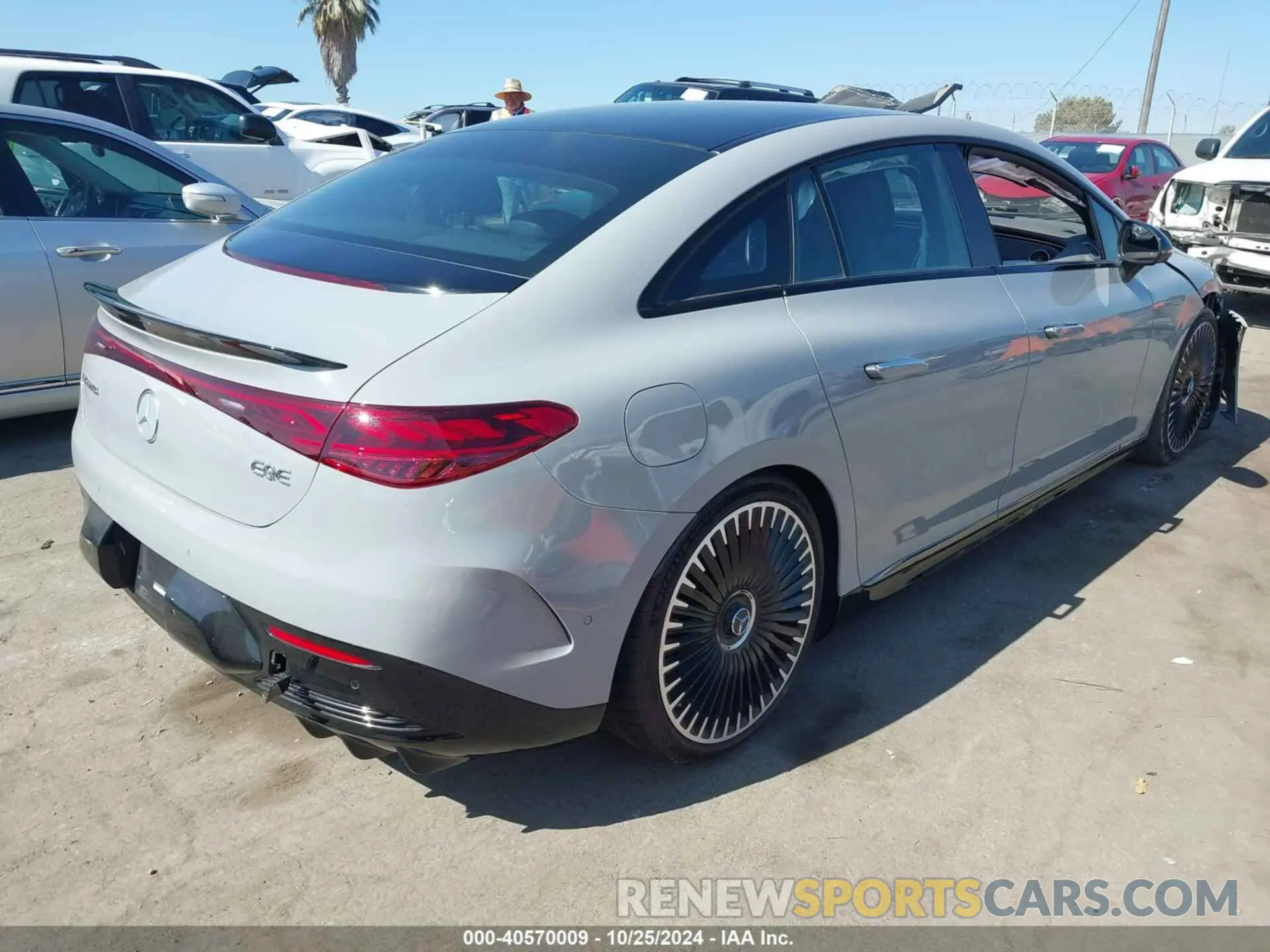 4 fotografías del automóvil dañado W1KEG5DB6PF023273 MERCEDES-BENZ AMG EQE 2023