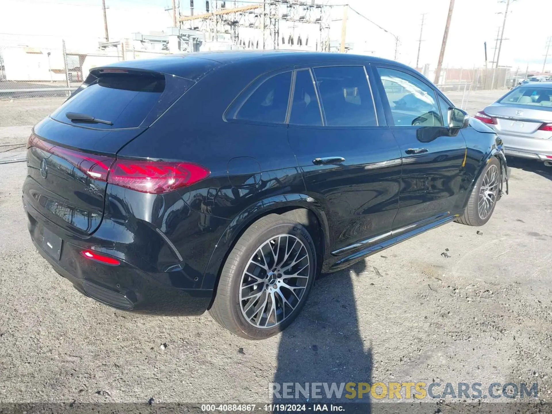 4 fotografías del automóvil dañado 4JGGM5DB7RA034998 MERCEDES-BENZ AMG EQE SUV 2024