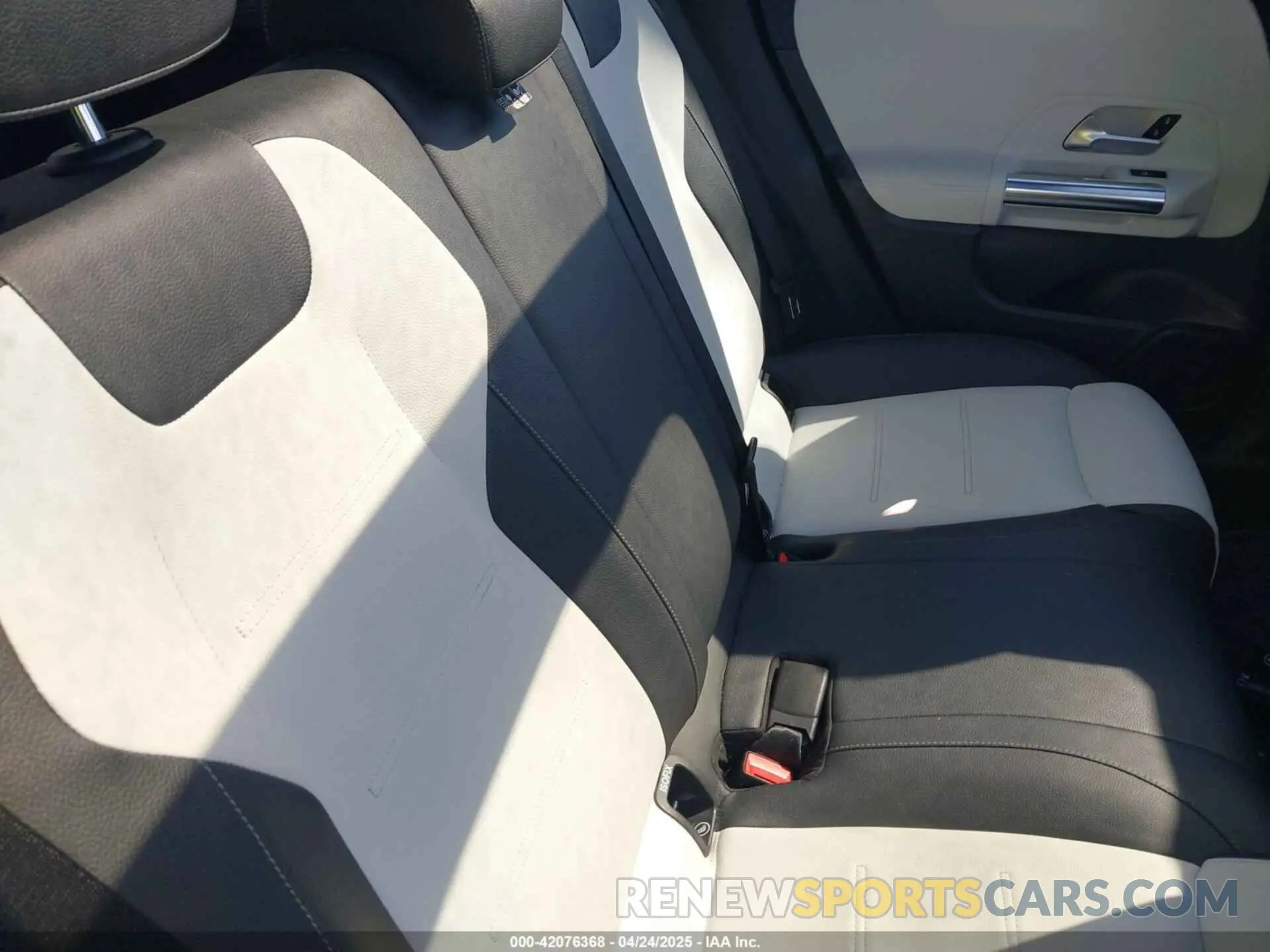 8 fotografías del automóvil dañado W1N4N5BB6MJ258692 MERCEDES-BENZ AMG GLA 35 2021