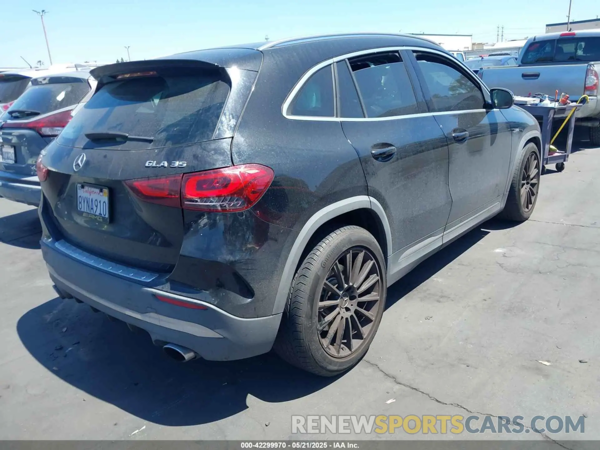 4 fotografías del automóvil dañado W1N4N5BB3NJ317005 MERCEDES-BENZ AMG GLA 35 2022