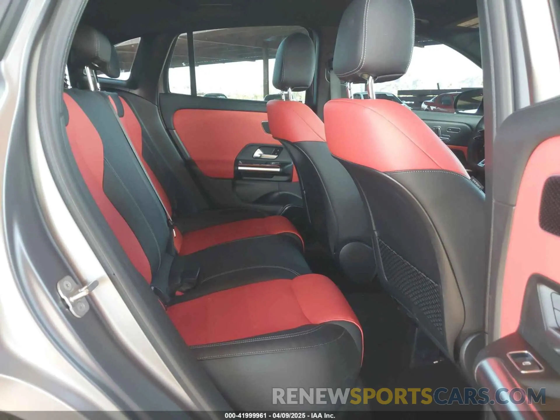 8 fotografías del automóvil dañado W1N4N5BB9RJ618030 MERCEDES-BENZ AMG GLA 35 2024