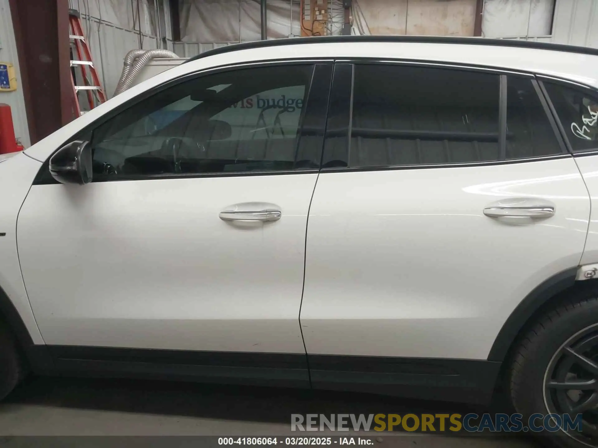 15 fotografías del automóvil dañado W1N4N5DB4MJ218155 MERCEDES-BENZ AMG GLA 45 2021