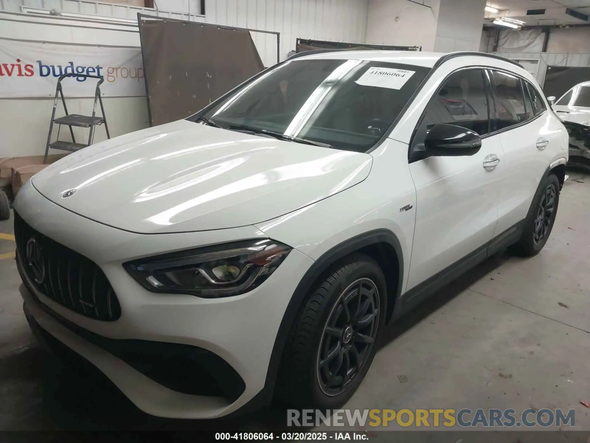 2 fotografías del automóvil dañado W1N4N5DB4MJ218155 MERCEDES-BENZ AMG GLA 45 2021