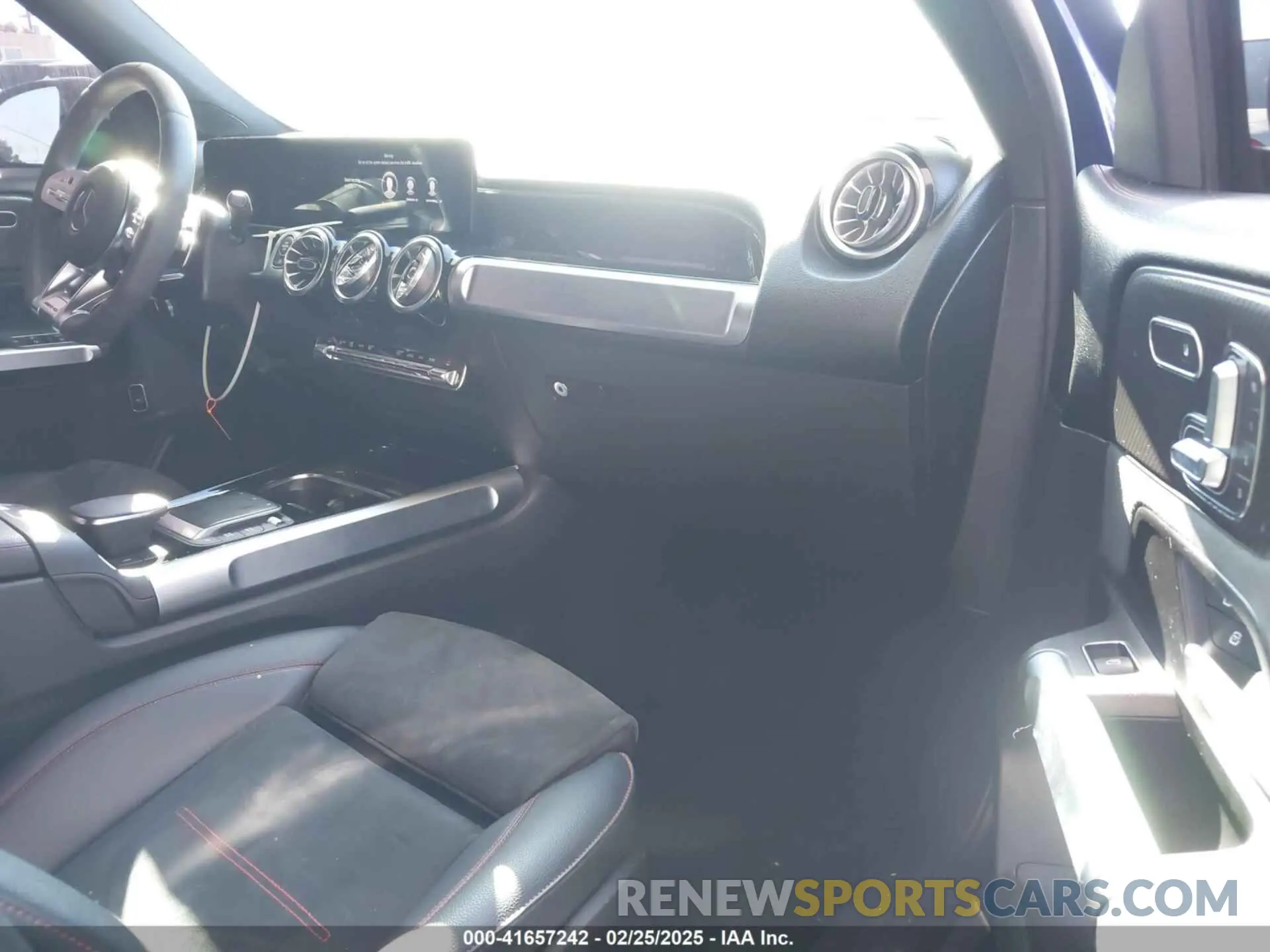 5 fotografías del automóvil dañado W1N4M5BB3NW240268 MERCEDES-BENZ AMG GLB 35 2022