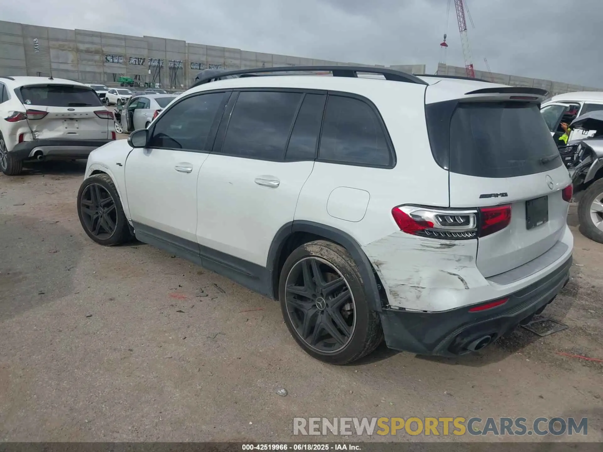 3 fotografías del automóvil dañado W1N4M5BB4NW232809 MERCEDES-BENZ AMG GLB 35 2022