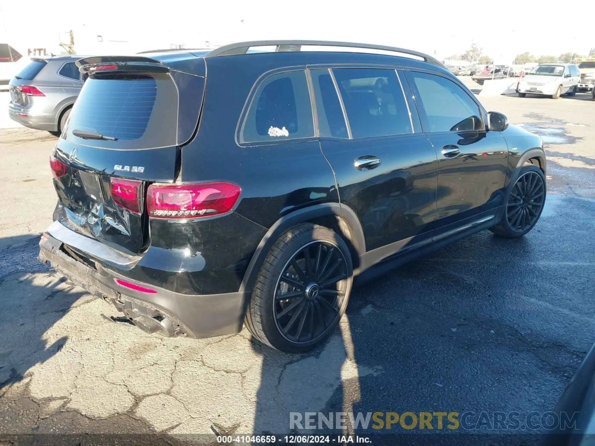 4 fotografías del automóvil dañado W1N4M5BB9PW319303 MERCEDES-BENZ AMG GLB 35 2023