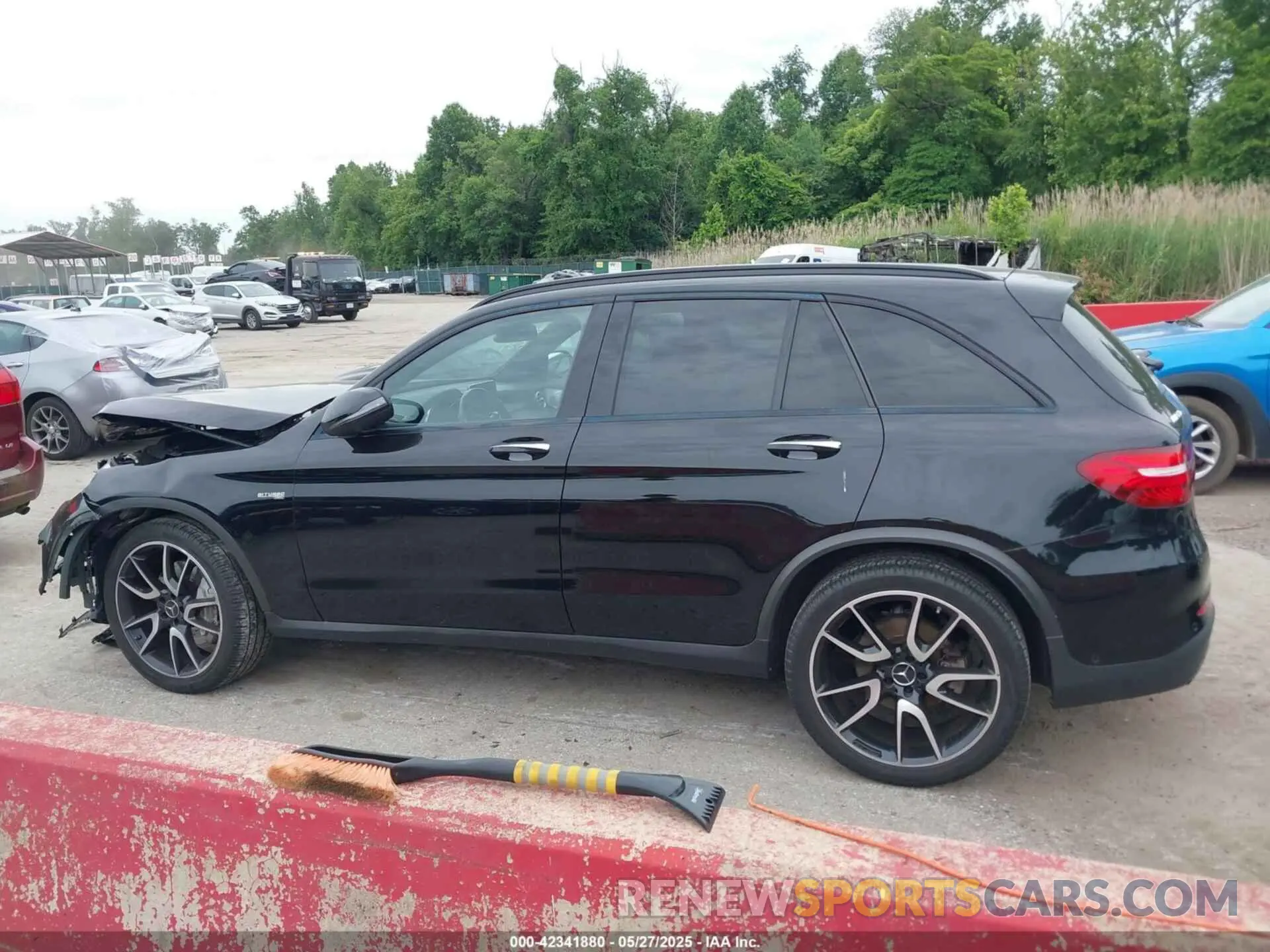 14 fotografías del automóvil dañado WDC0G6EB2KF574201 MERCEDES-BENZ AMG GLC 43 2019