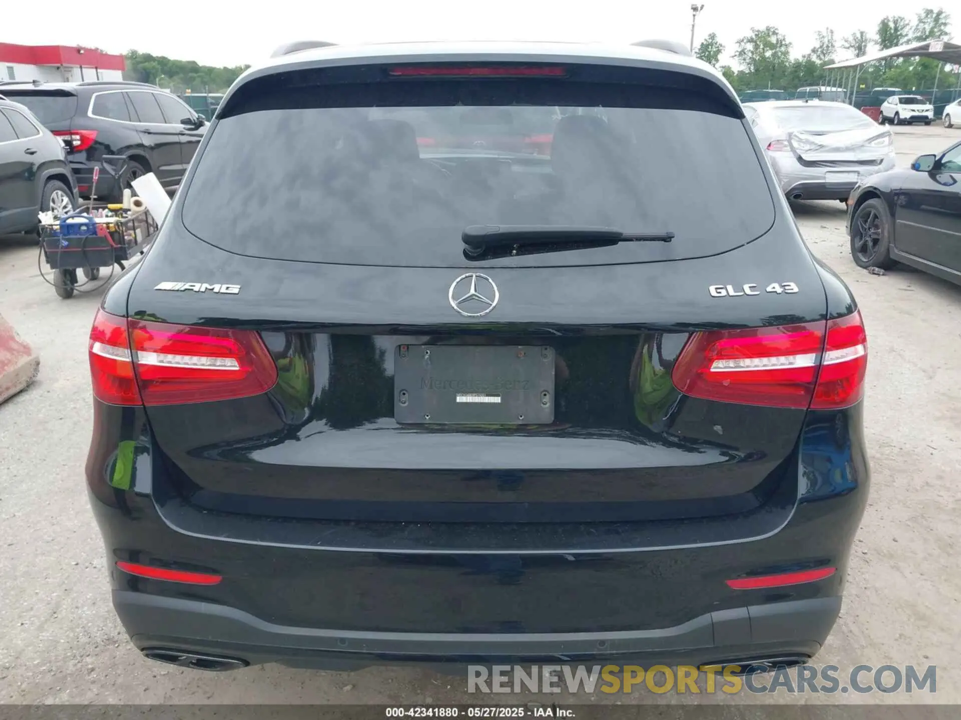 16 fotografías del automóvil dañado WDC0G6EB2KF574201 MERCEDES-BENZ AMG GLC 43 2019