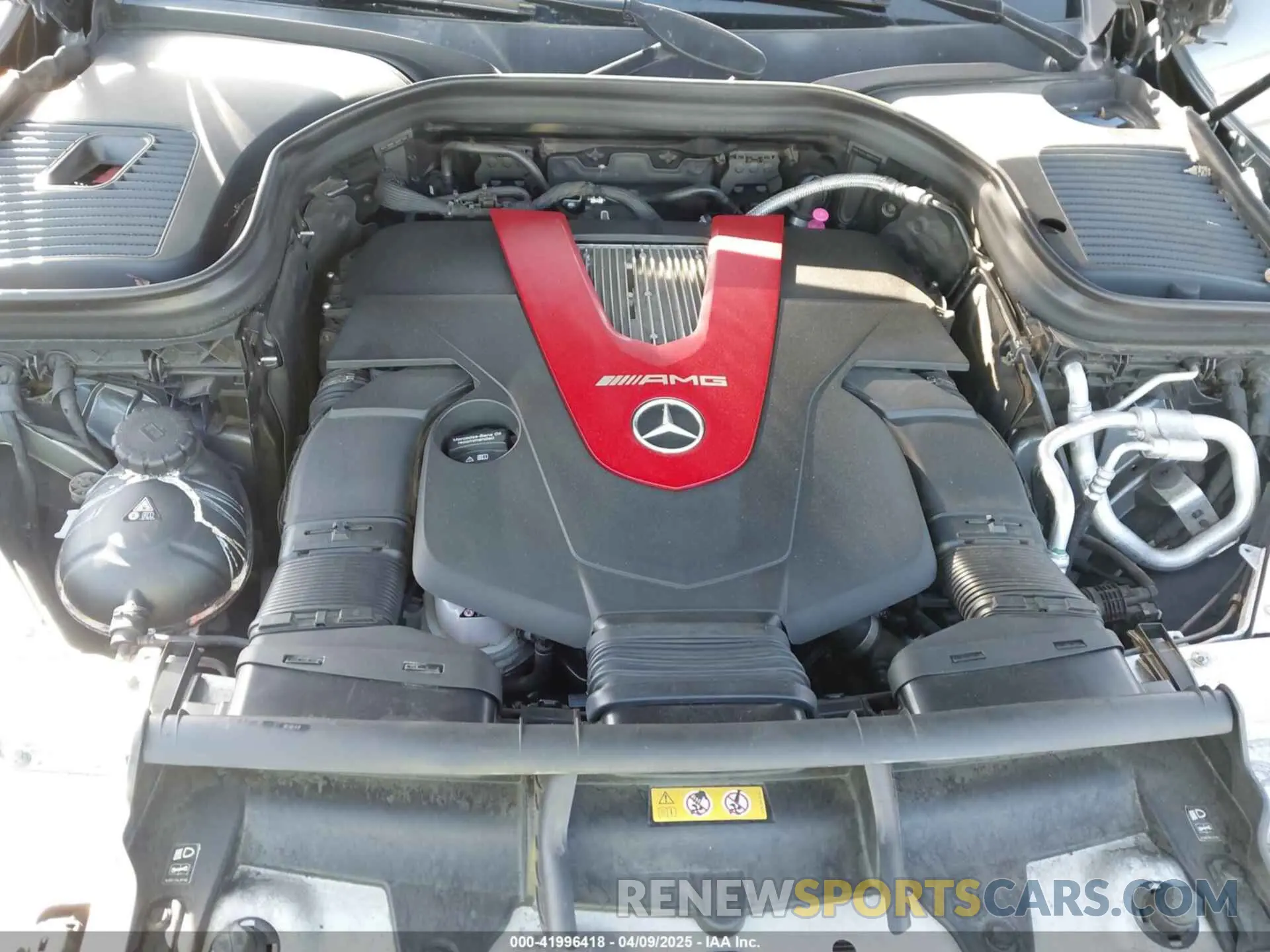 10 fotografías del automóvil dañado WDC0G6EB3KF523256 MERCEDES-BENZ AMG GLC 43 2019