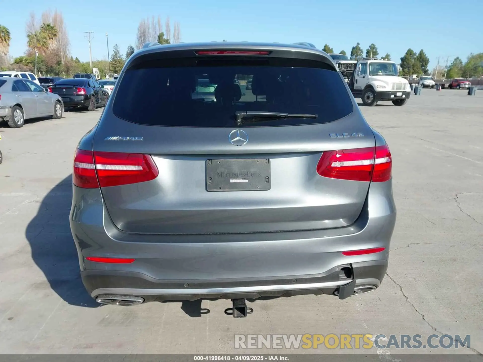 16 fotografías del automóvil dañado WDC0G6EB3KF523256 MERCEDES-BENZ AMG GLC 43 2019
