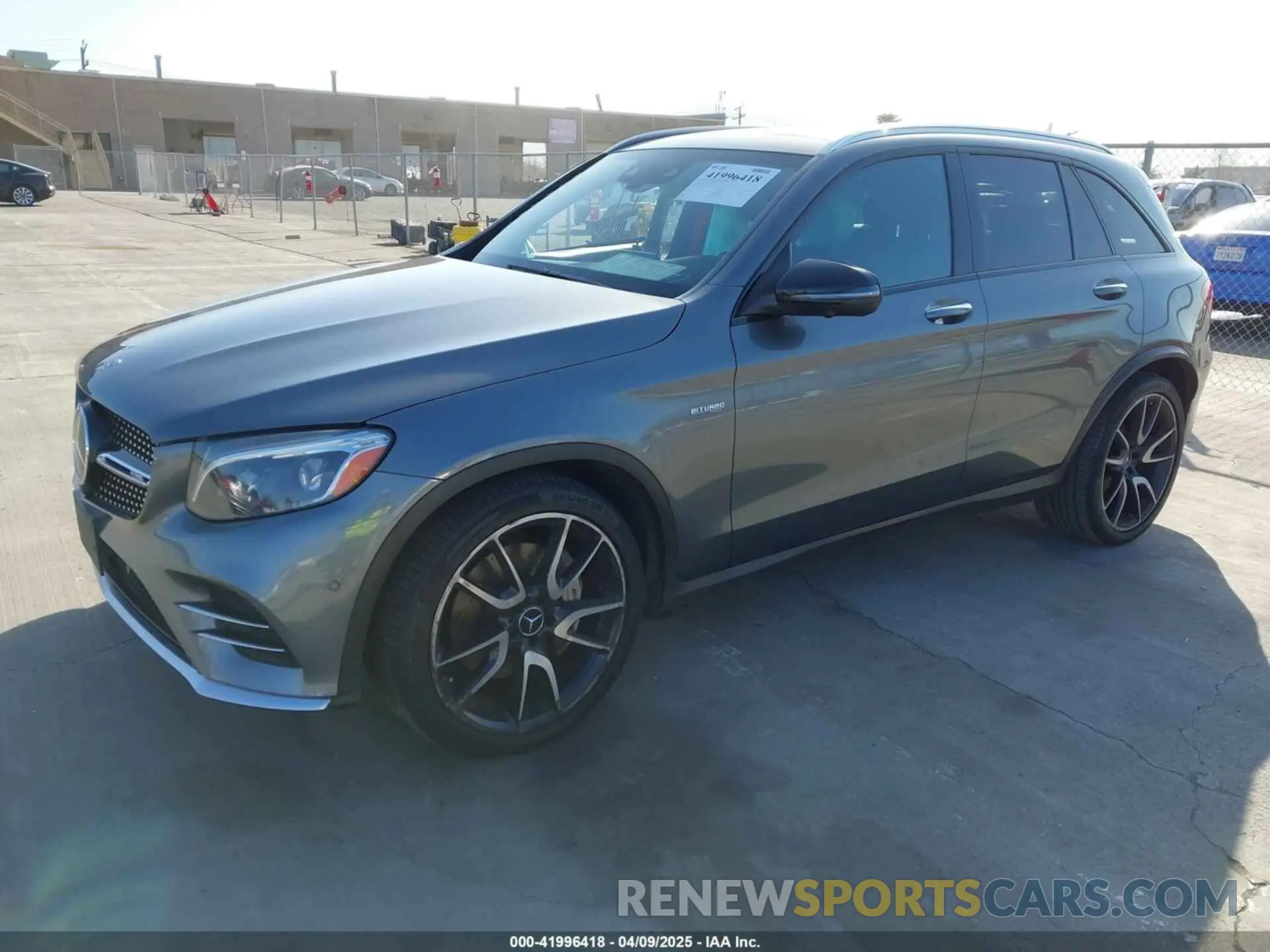 2 fotografías del automóvil dañado WDC0G6EB3KF523256 MERCEDES-BENZ AMG GLC 43 2019