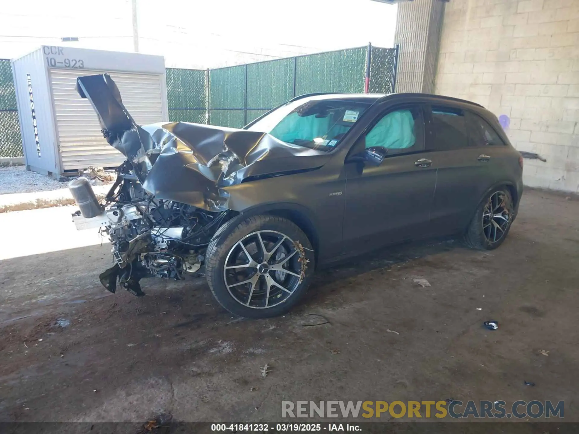 2 fotografías del automóvil dañado W1N0G6EB7NG023601 MERCEDES-BENZ AMG GLC 43 2022