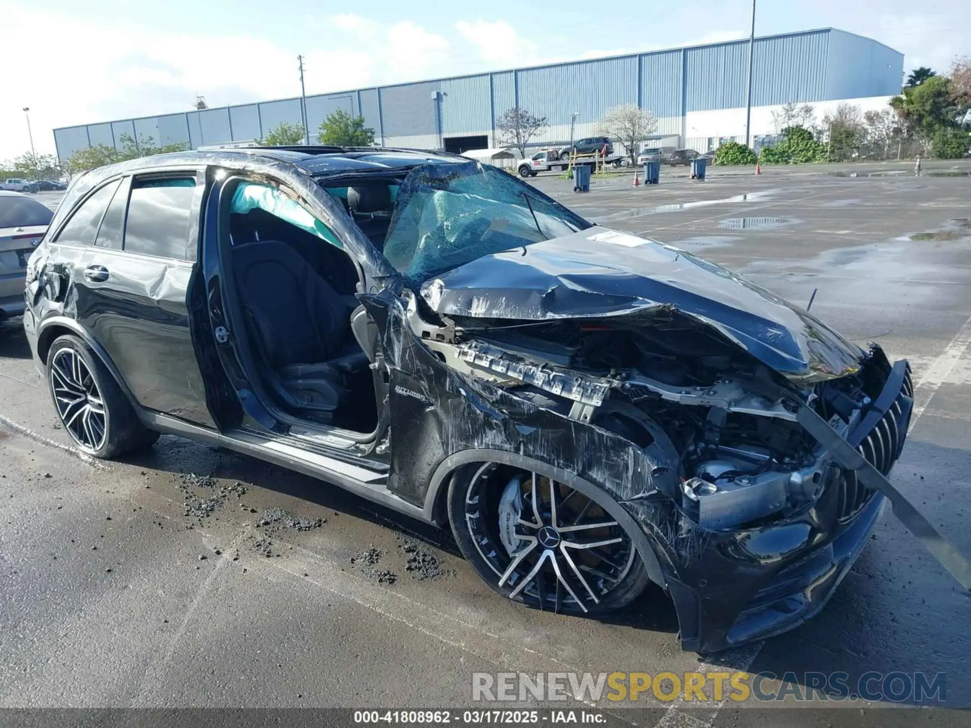 6 fotografías del automóvil dañado W1N0G6EB7NV329970 MERCEDES-BENZ AMG GLC 43 2022