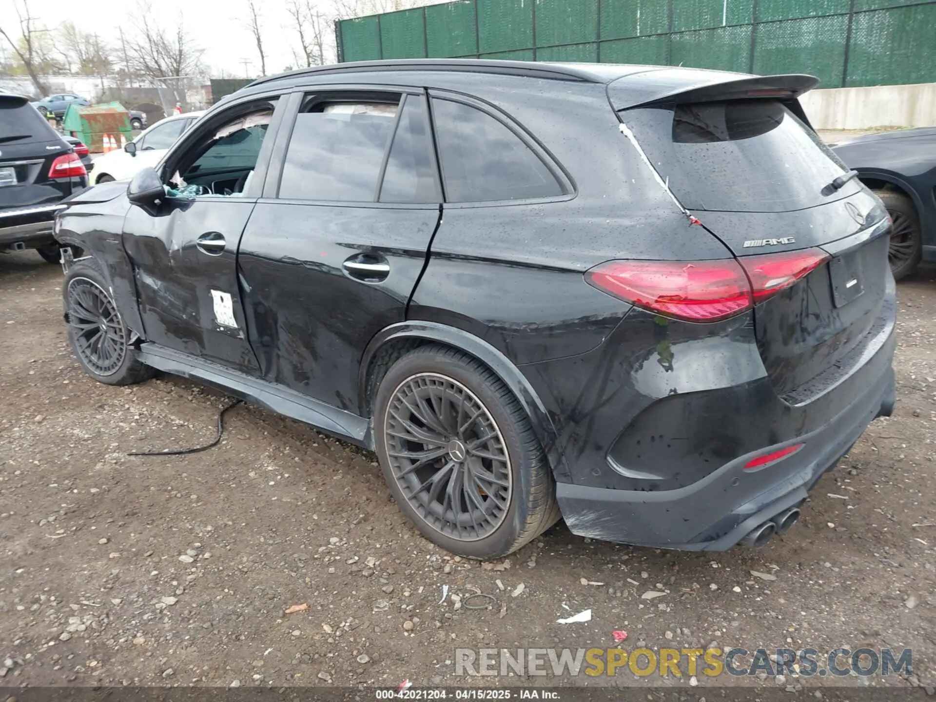 3 fotografías del automóvil dañado W1NKM8HB4RF202831 MERCEDES-BENZ AMG GLC 43 2024
