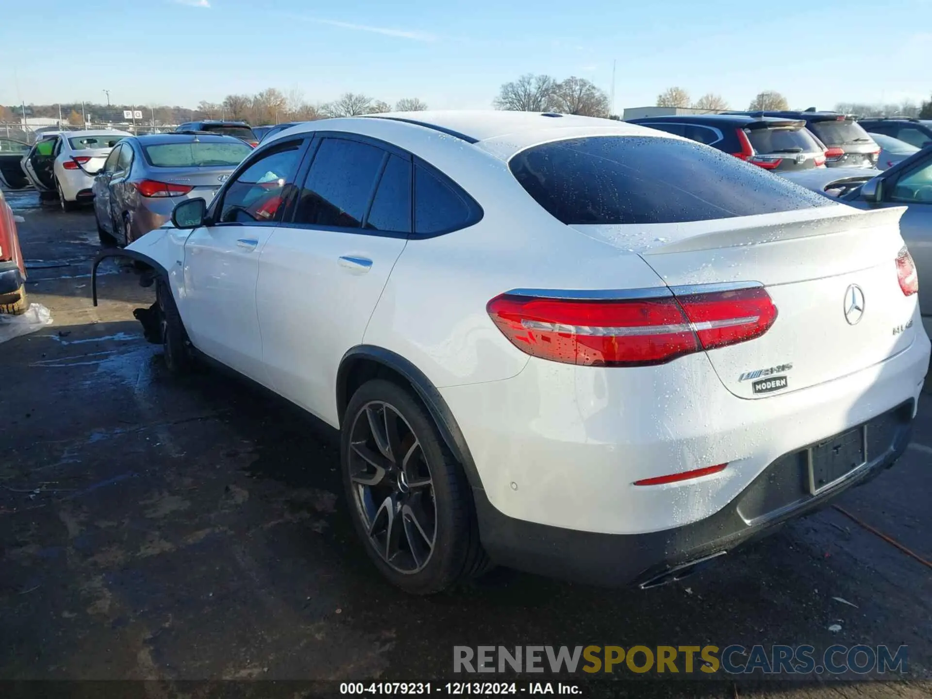 3 fotografías del automóvil dañado WDC0J6EB8KF637853 MERCEDES-BENZ AMG GLC 43 COUPE 2019