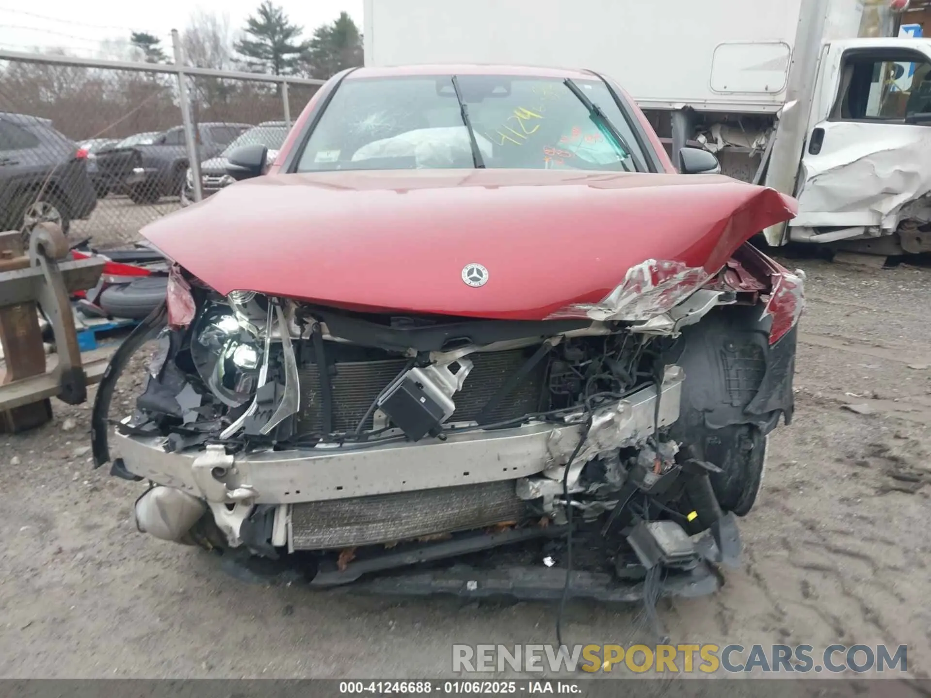 12 fotografías del automóvil dañado WDC0J6EBXKF502650 MERCEDES-BENZ AMG GLC 43 COUPE 2019