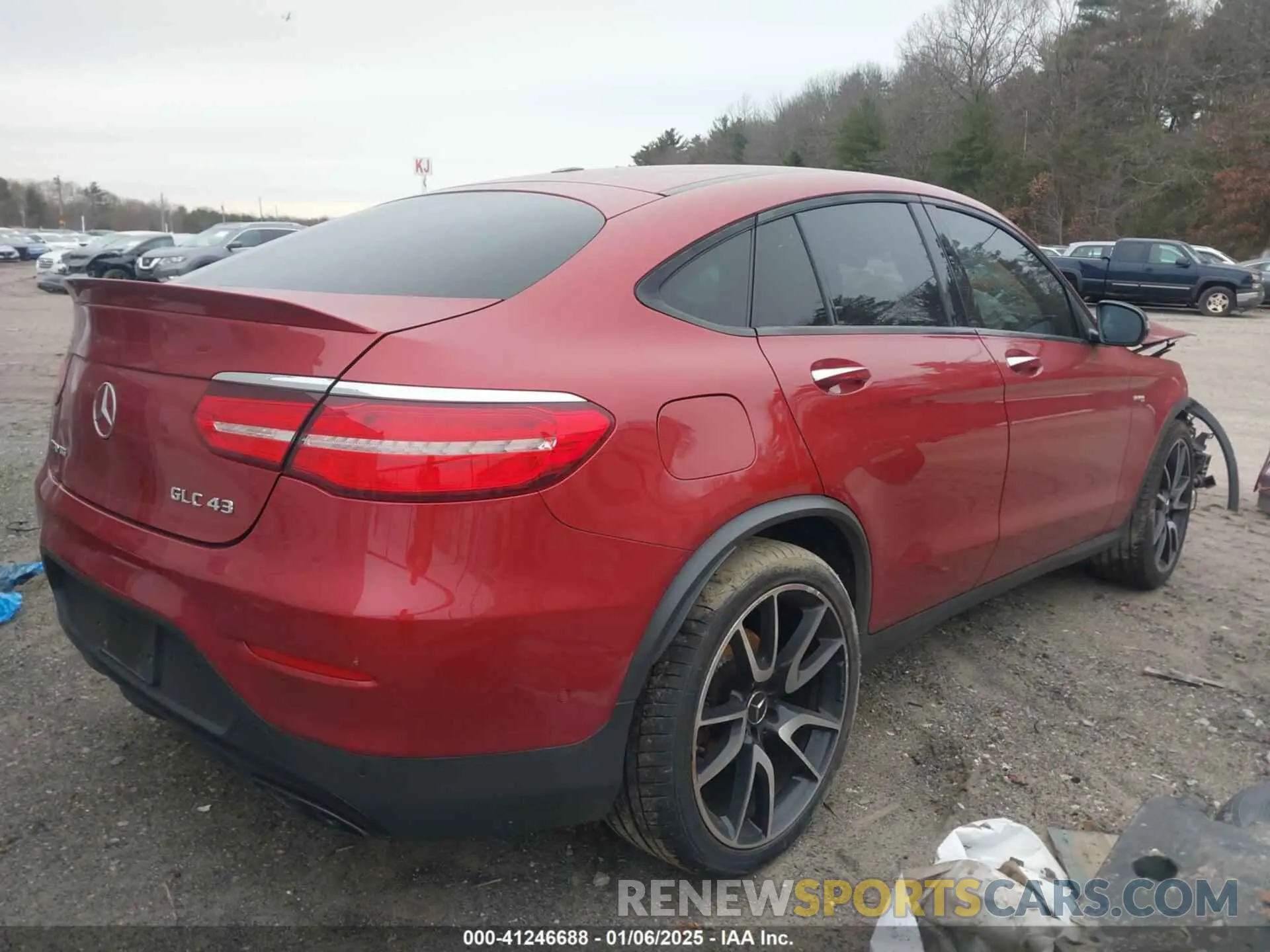 4 fotografías del automóvil dañado WDC0J6EBXKF502650 MERCEDES-BENZ AMG GLC 43 COUPE 2019
