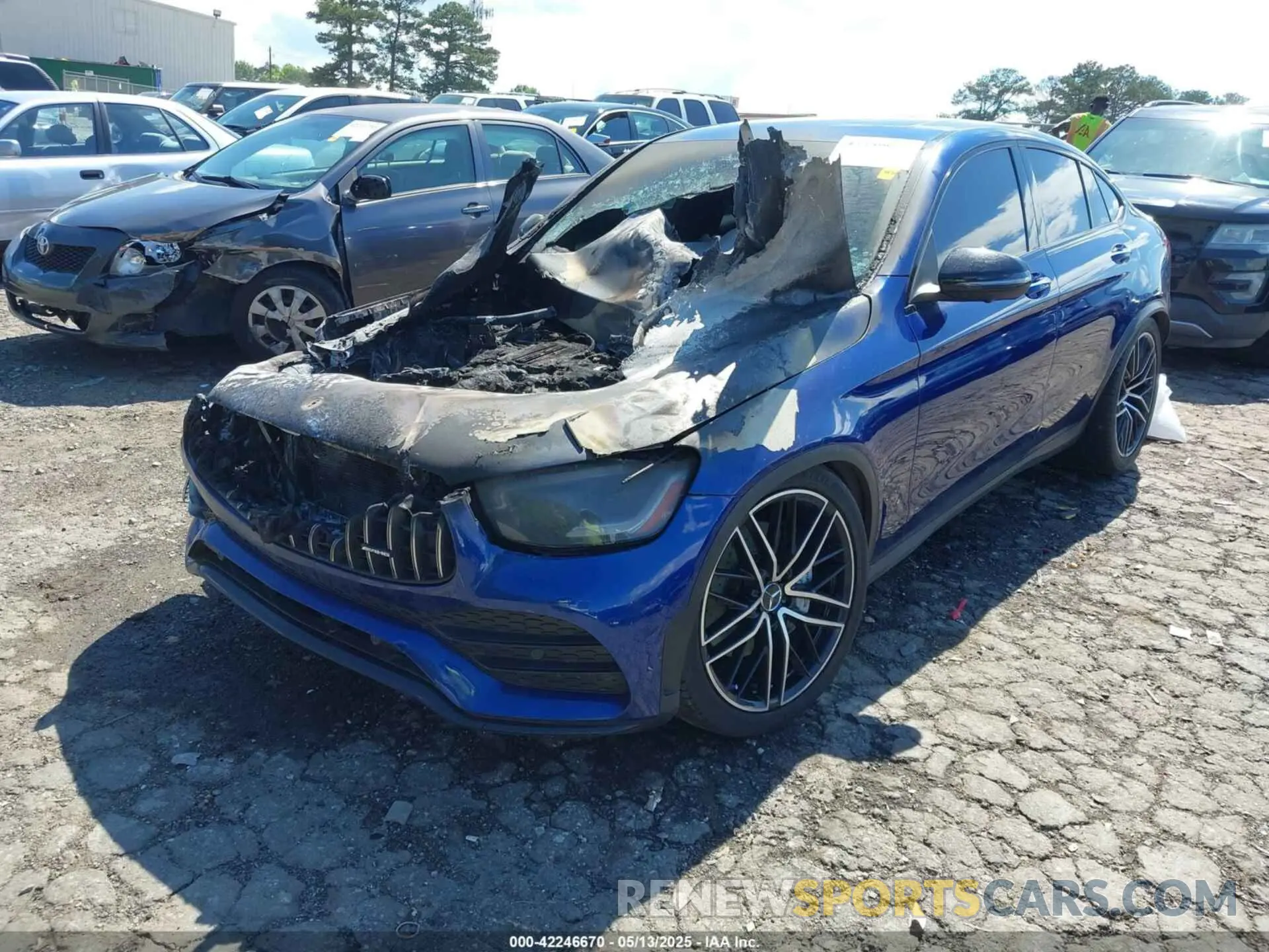 2 fotografías del automóvil dañado W1N0J6EB2LF766865 MERCEDES-BENZ AMG GLC 43 COUPE 2020