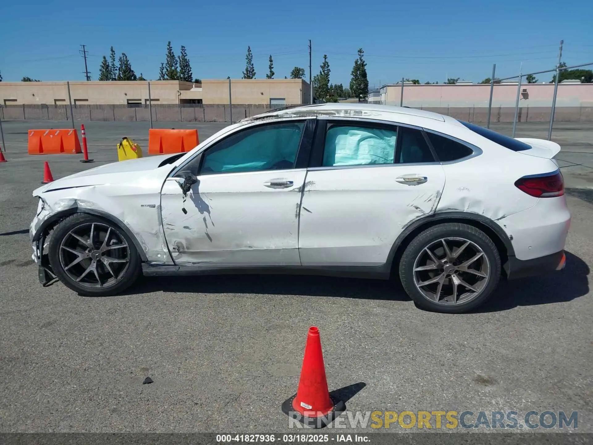 13 fotografías del automóvil dañado WDC0J6EB4LF752953 MERCEDES-BENZ AMG GLC 43 COUPE 2020