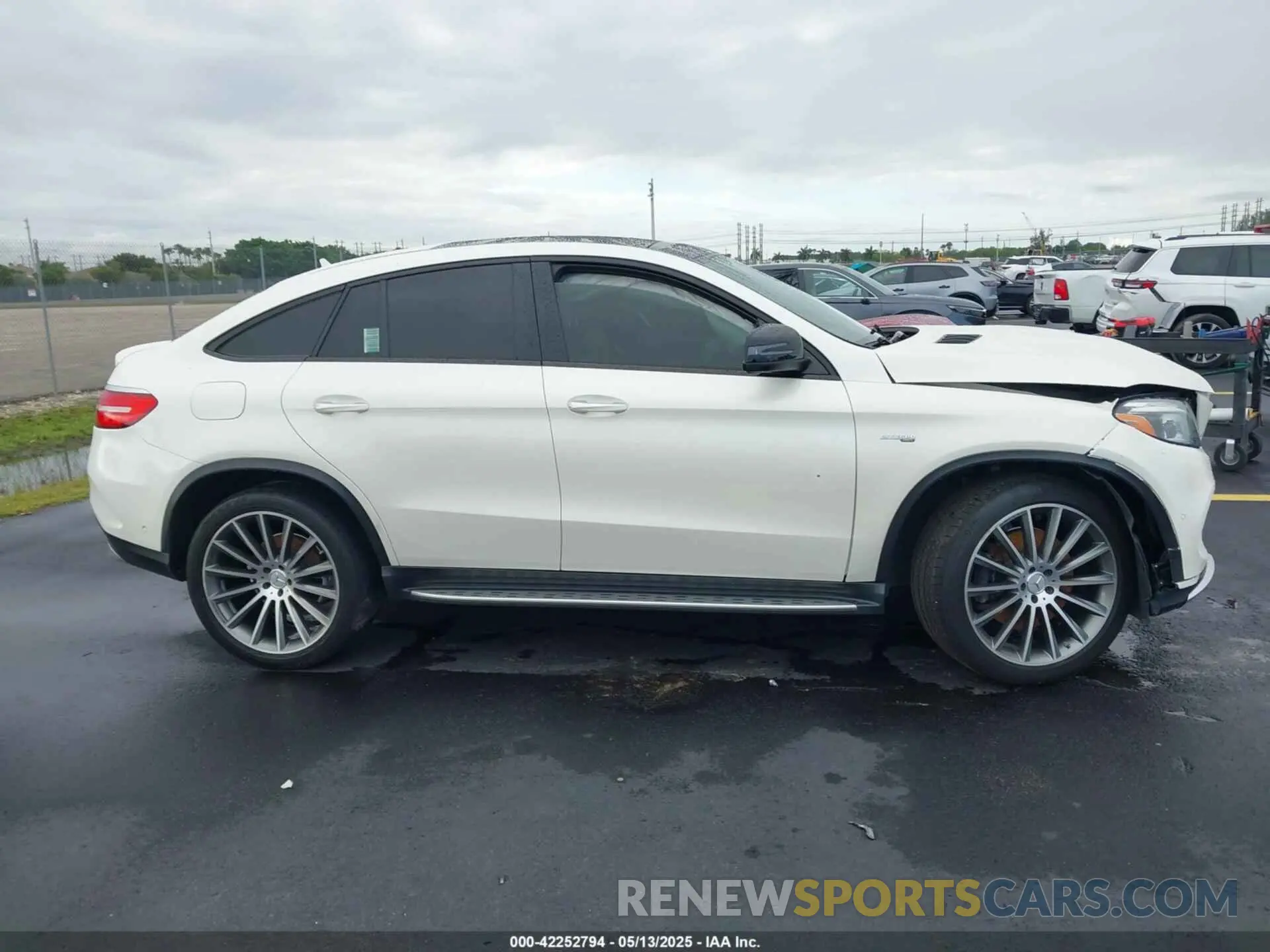 14 fotografías del automóvil dañado 4JGED6EB0KA152151 MERCEDES-BENZ AMG GLE 43 COUPE 2019