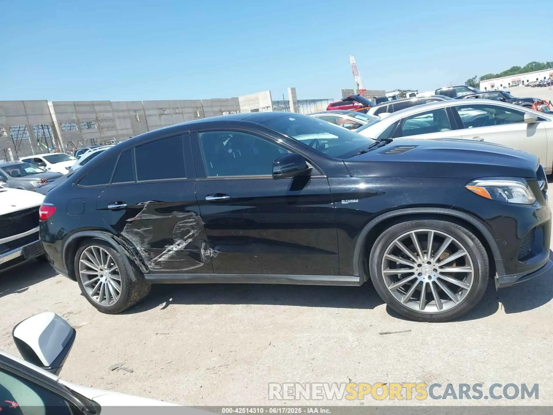 13 fotografías del automóvil dañado 4JGED6EB7KA134004 MERCEDES-BENZ AMG GLE 43 COUPE 2019