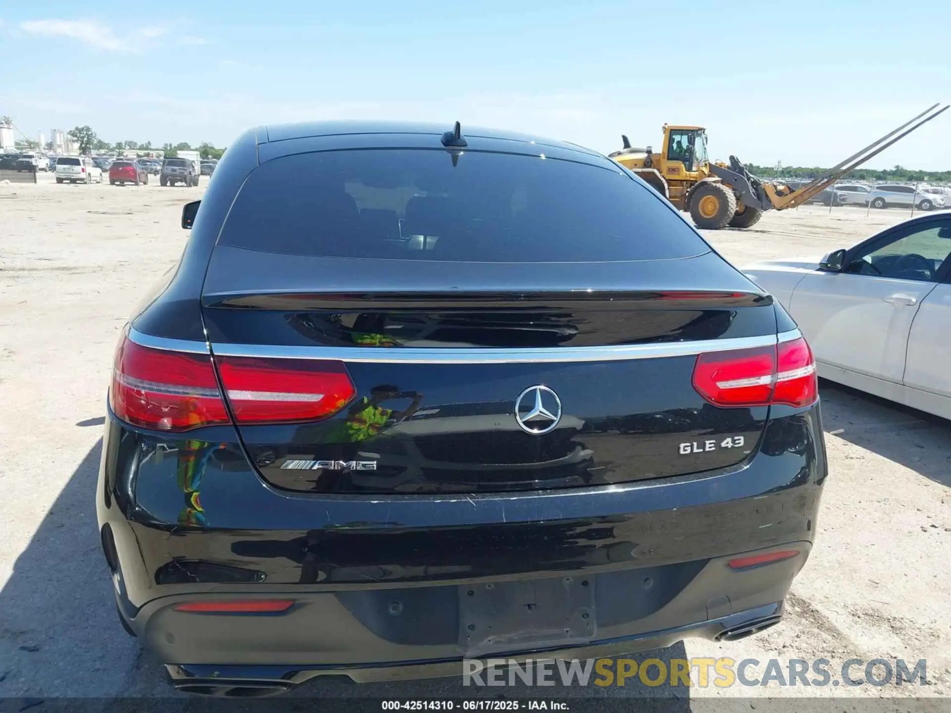 16 fotografías del automóvil dañado 4JGED6EB7KA134004 MERCEDES-BENZ AMG GLE 43 COUPE 2019