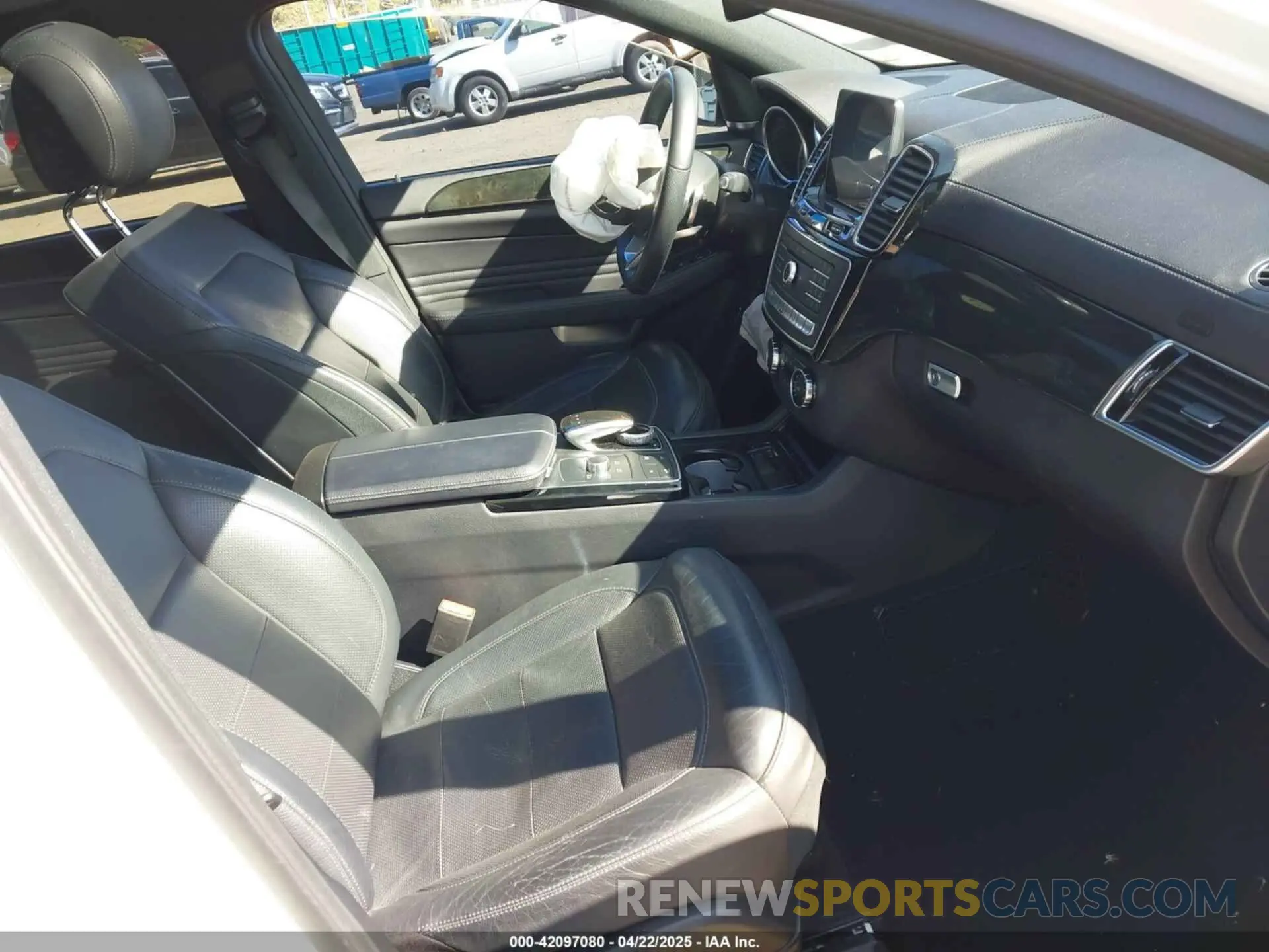 5 fotografías del automóvil dañado 4JGED6EB8KA133833 MERCEDES-BENZ AMG GLE 43 COUPE 2019