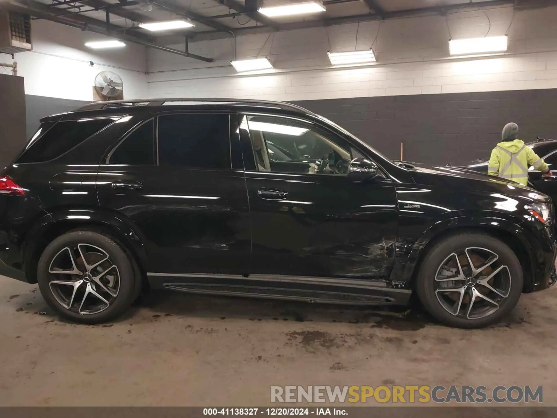 13 fotografías del automóvil dañado 4JGFB6BB2PA847849 MERCEDES-BENZ AMG GLE 53 2023