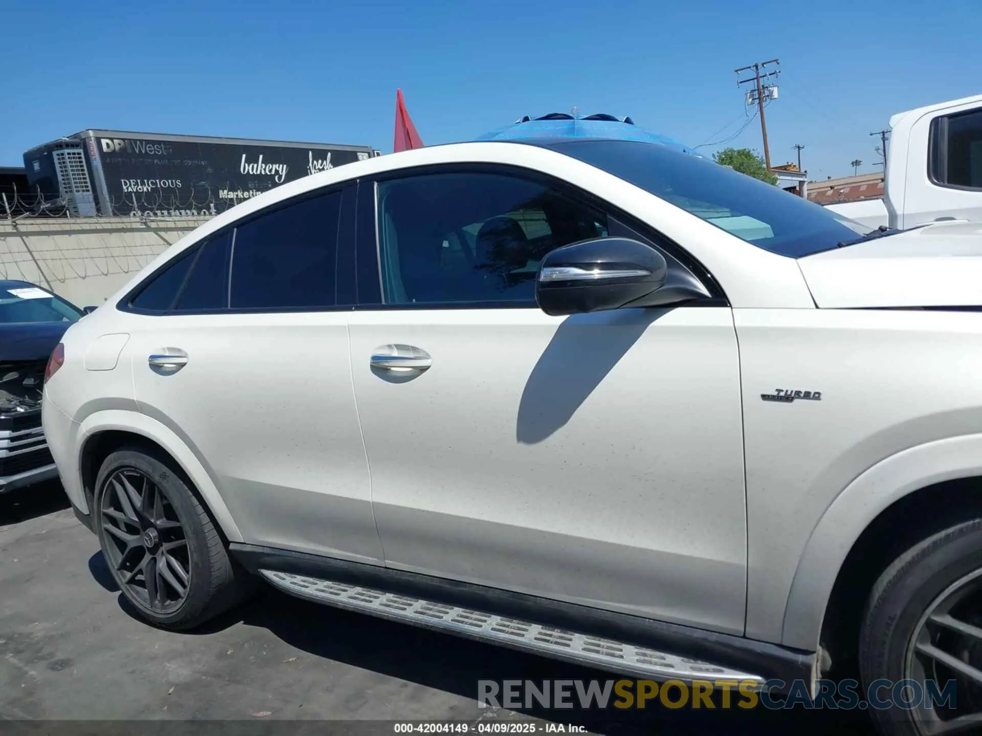 13 fotografías del automóvil dañado 4JGFD6BB6NA801206 MERCEDES-BENZ AMG GLE 53 COUPE 2022