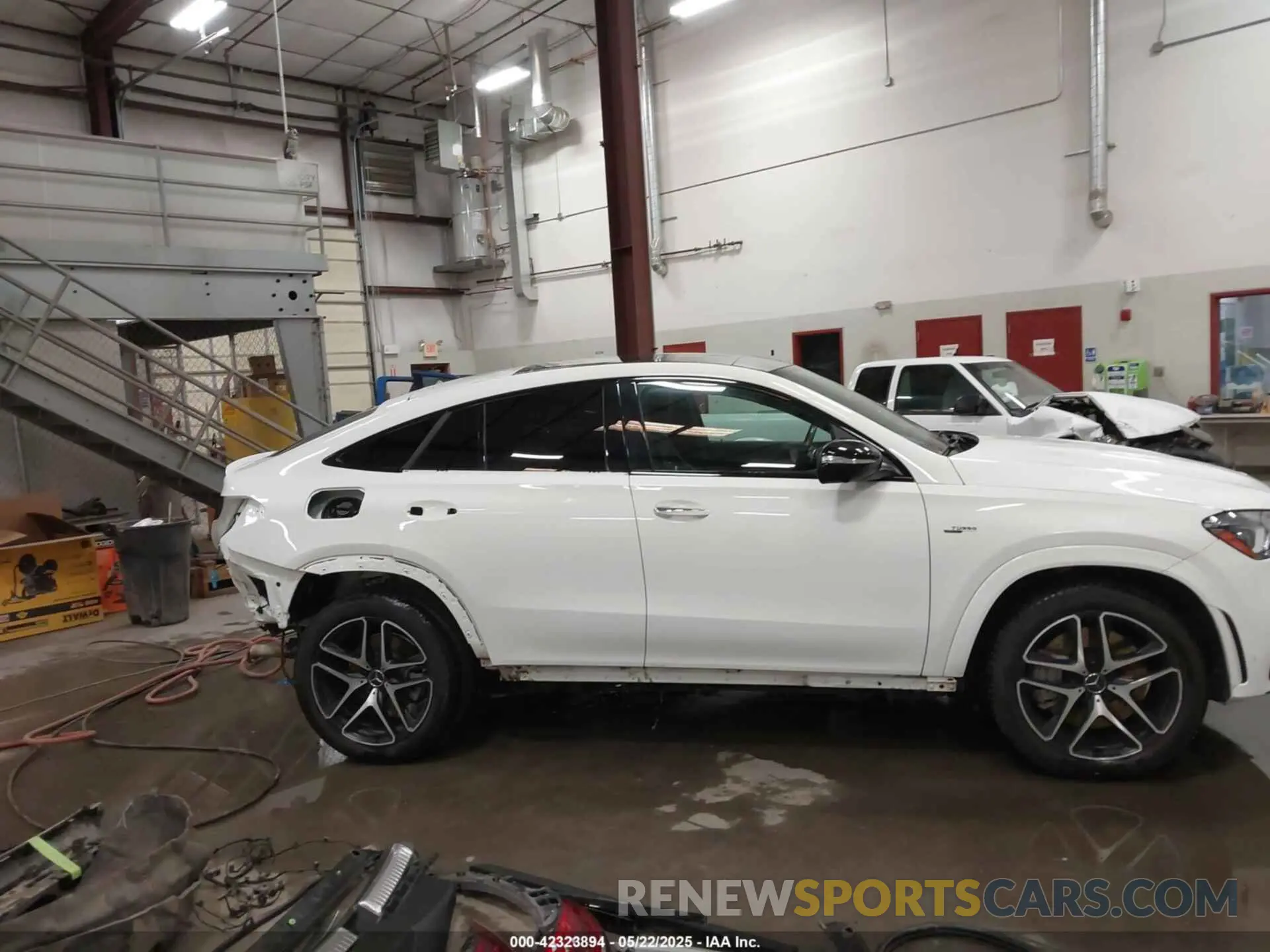 14 fotografías del automóvil dañado 4JGFD6BBXNA831650 MERCEDES-BENZ AMG GLE 53 COUPE 2022