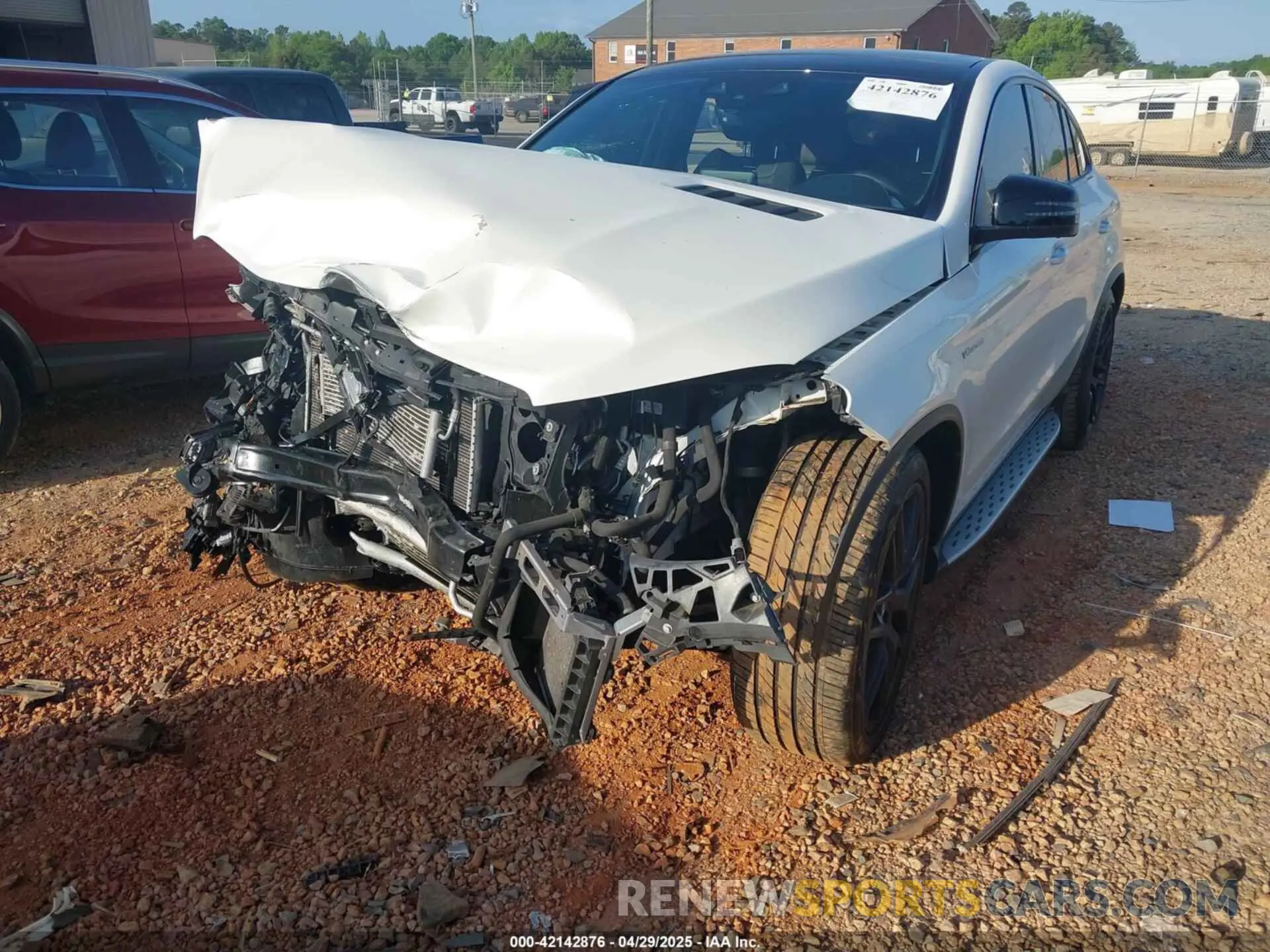 2 fotografías del automóvil dañado 4JGED7FB8KA155027 MERCEDES-BENZ AMG GLE 63 COUPE 2019