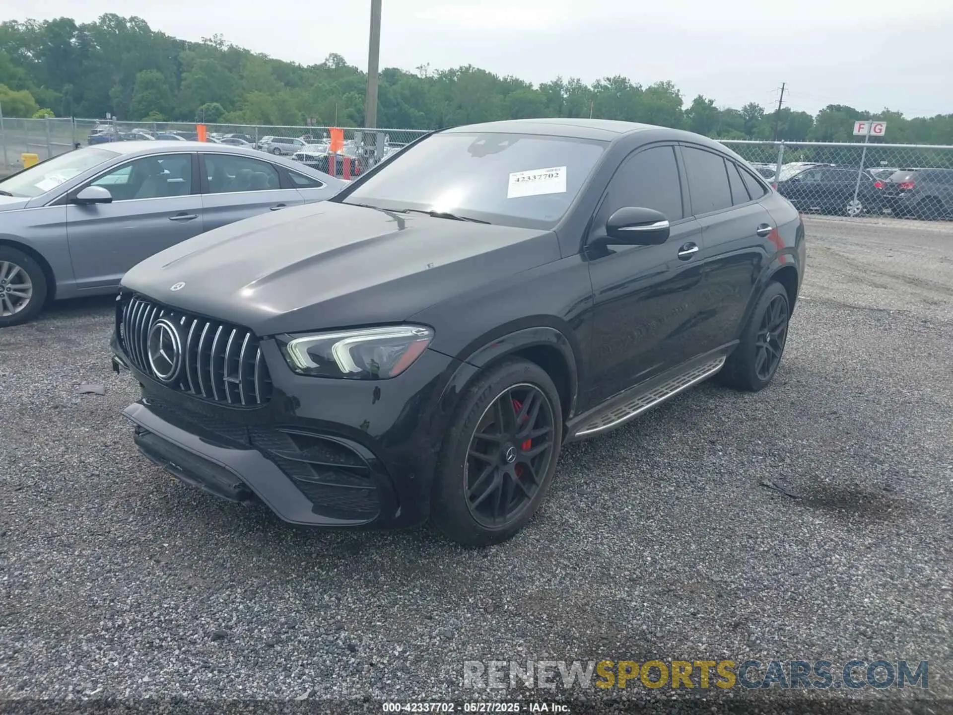 2 fotografías del automóvil dañado 4JGFD8KB1MA403962 MERCEDES-BENZ AMG GLE 63 COUPE 2021