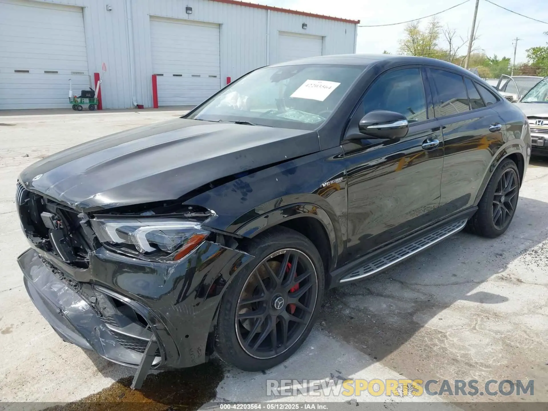 2 fotografías del automóvil dañado 4JGFD8KB4MA381746 MERCEDES-BENZ AMG GLE 63 COUPE 2021