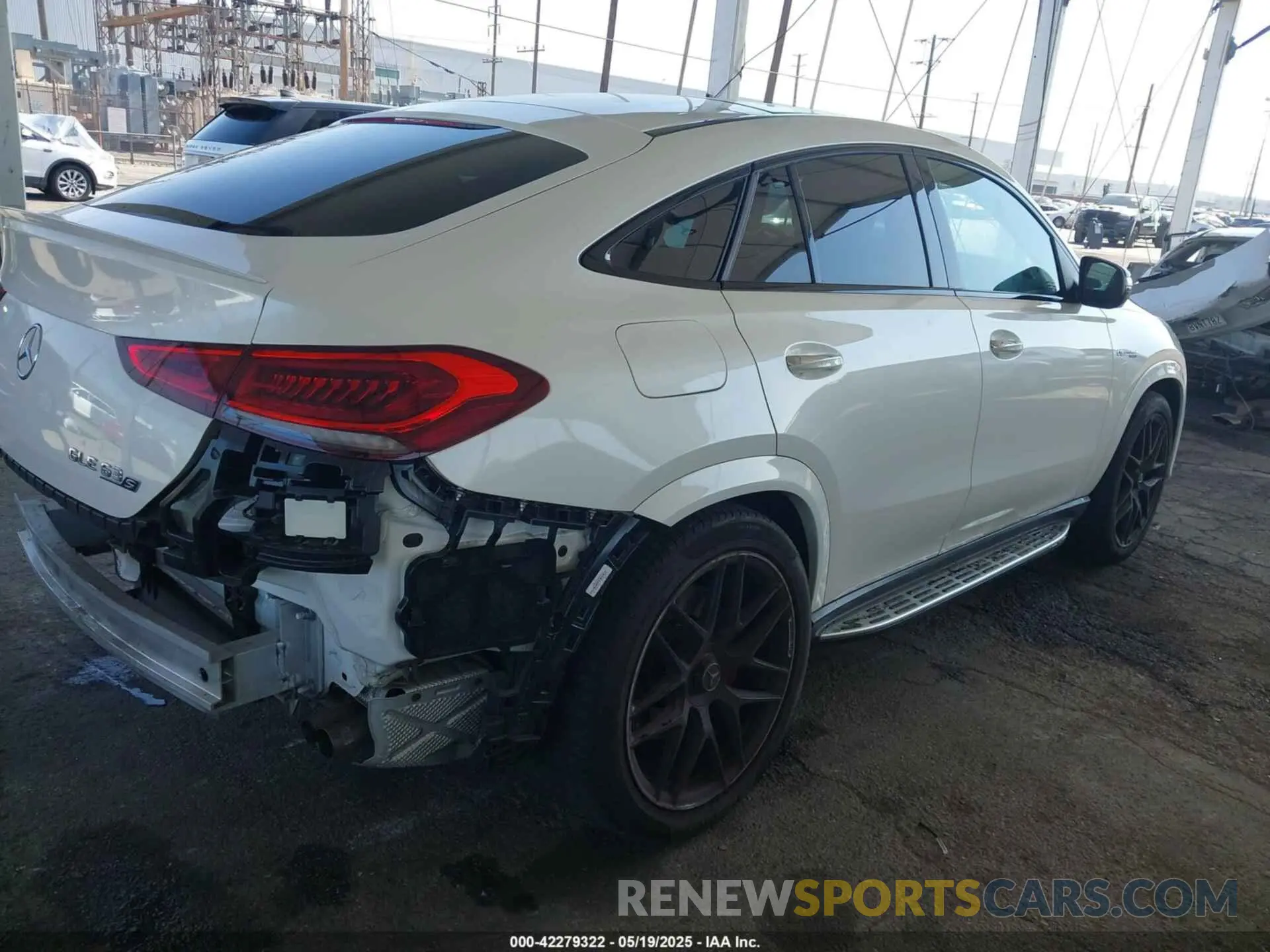 4 fotografías del automóvil dañado 4JGFD8KB7MA372992 MERCEDES-BENZ AMG GLE 63 COUPE 2021