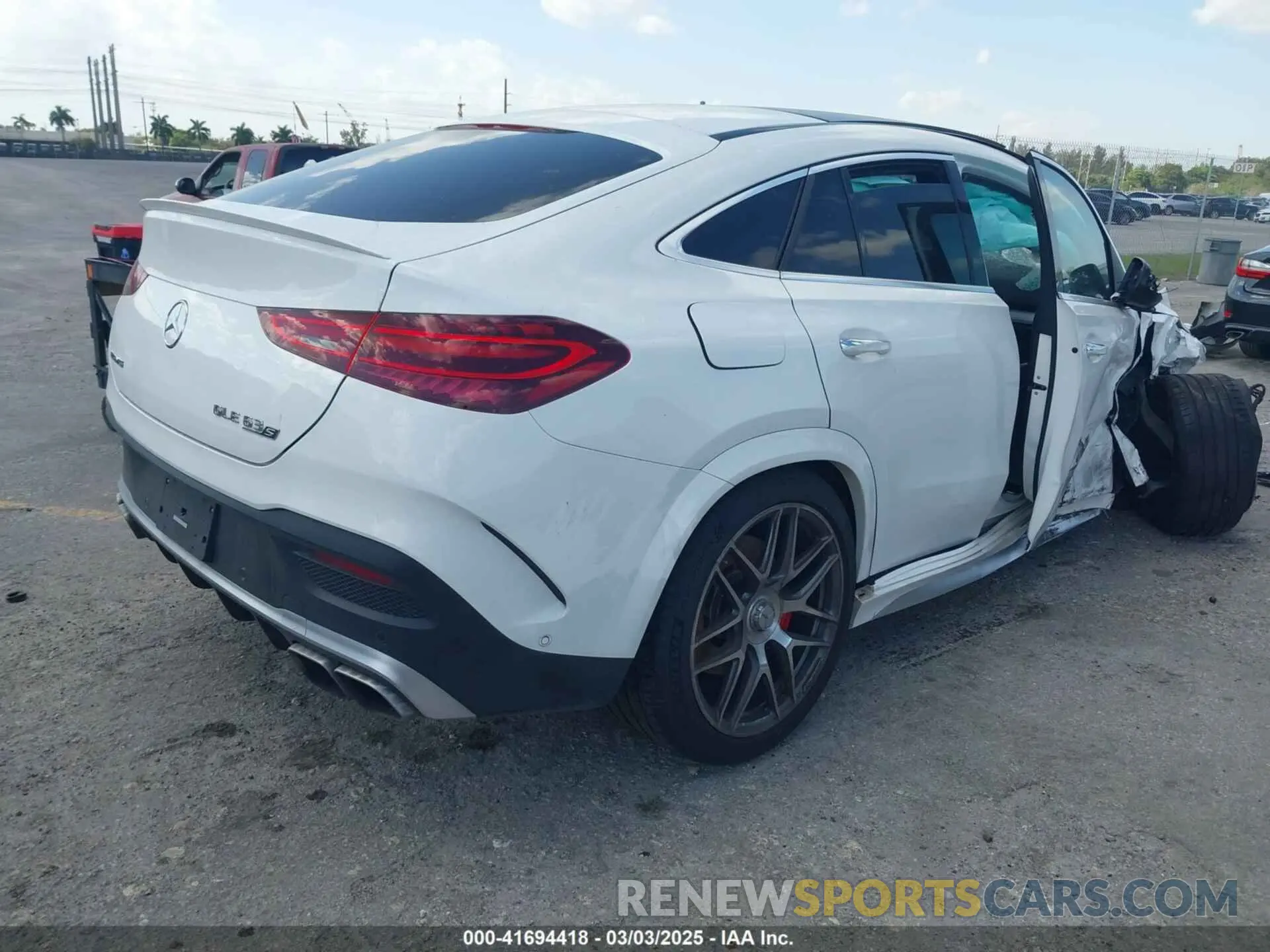 4 fotografías del automóvil dañado 4JGFD8KBXRB046301 MERCEDES-BENZ AMG GLE 63 COUPE 2024