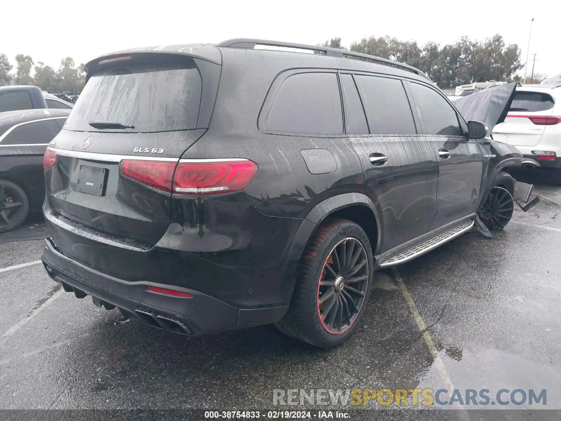 4 fotografías del automóvil dañado 4JGFF8KE8MA278995 MERCEDES-BENZ AMG GLS 63 2021