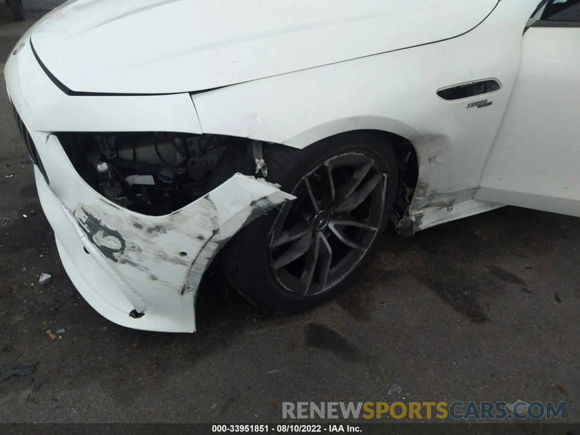 6 fotografías del automóvil dañado WDD7X6BB4KA004339 MERCEDES-BENZ AMG GT 2019