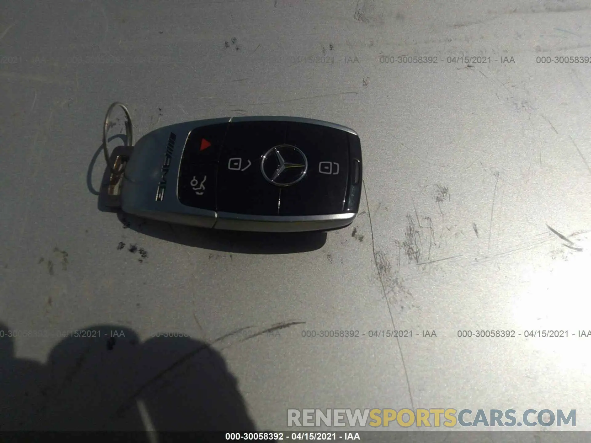 11 fotografías del automóvil dañado WDD7X8JB5KA004640 MERCEDES-BENZ AMG GT 2019