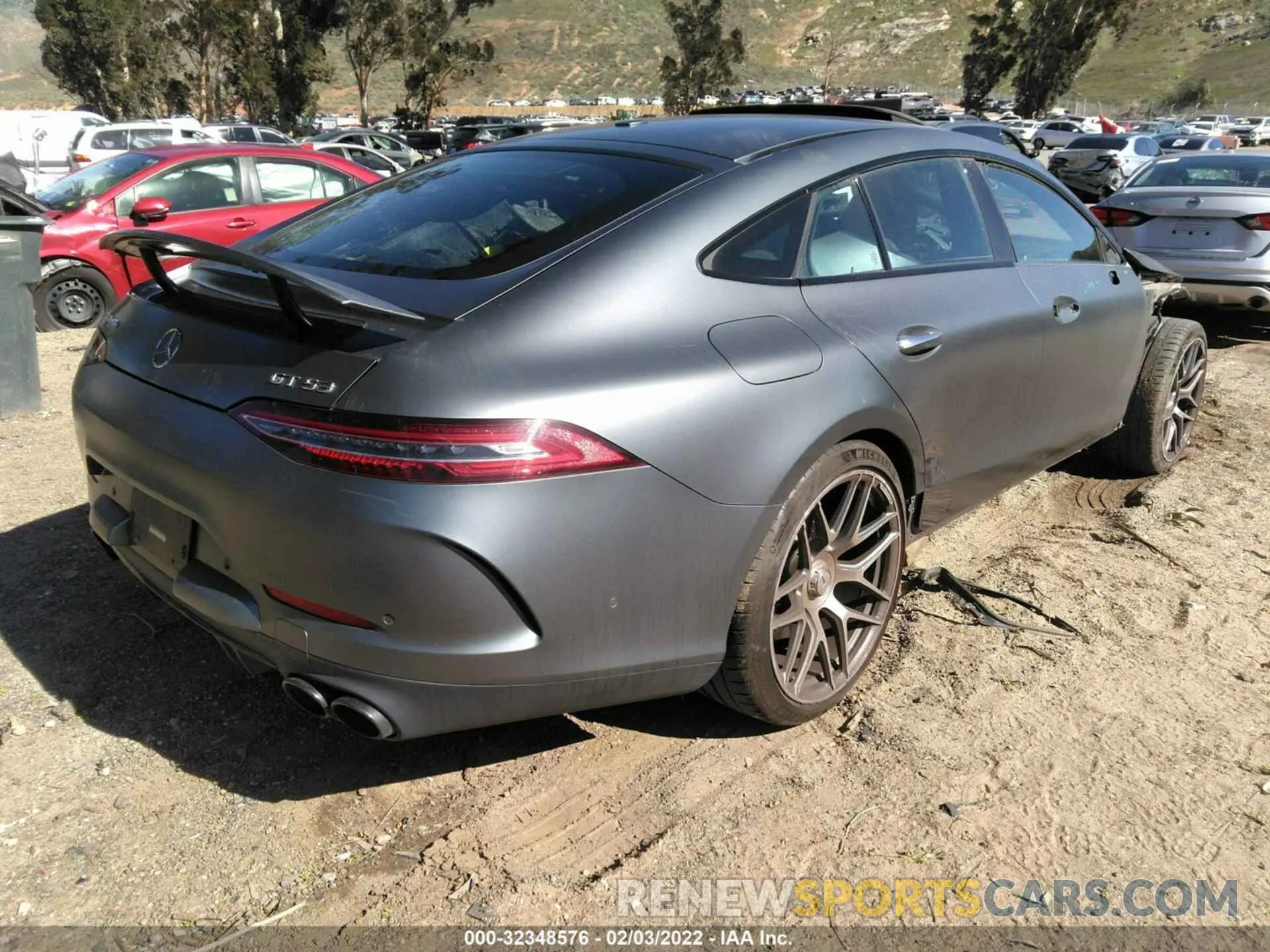 4 fotografías del automóvil dañado WDD7X6BBXLA011829 MERCEDES-BENZ AMG GT 2020