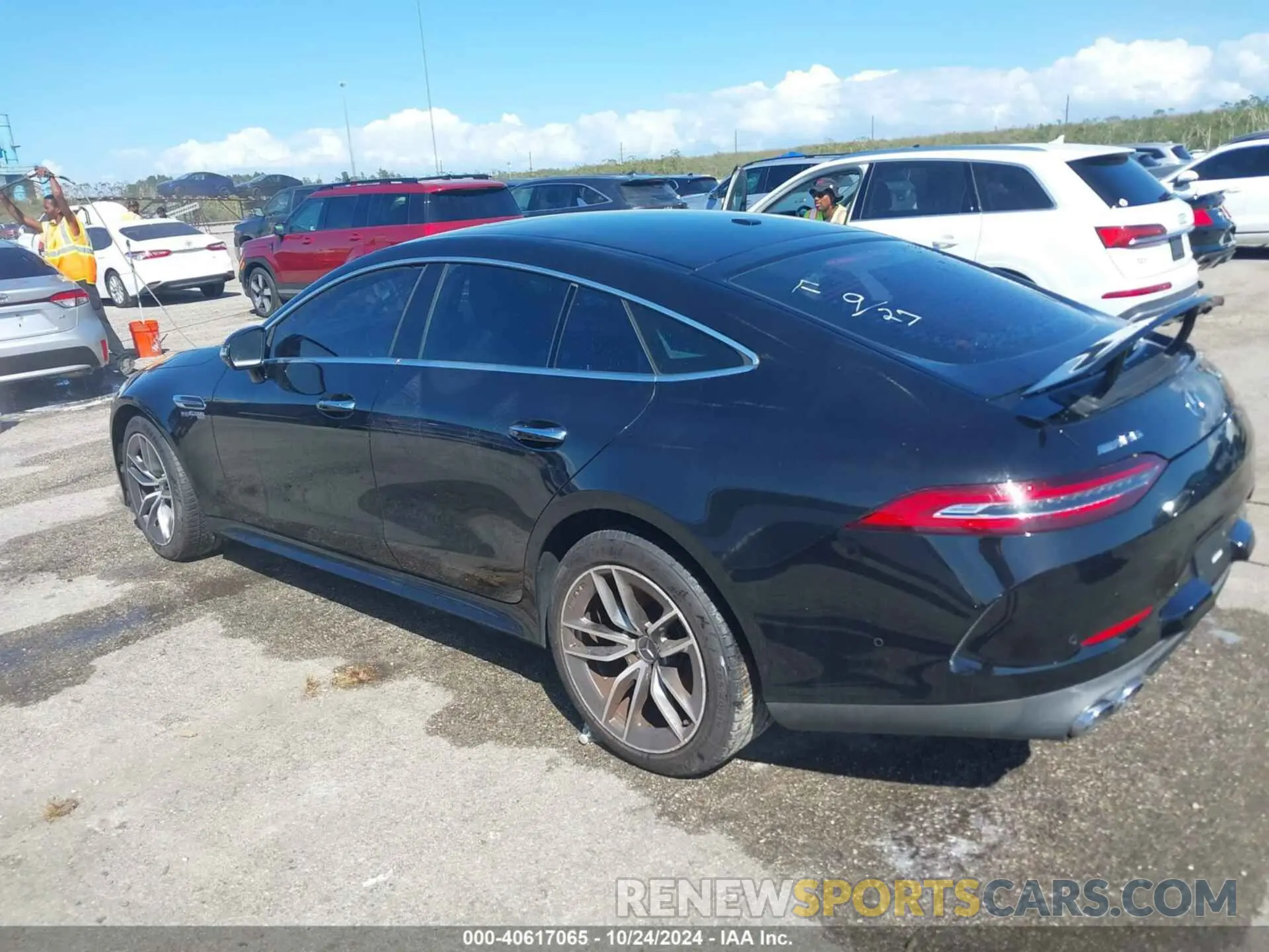 3 fotografías del automóvil dañado W1K7X5KB8MA037437 MERCEDES-BENZ AMG GT 43 4-DOOR COUPE 2021