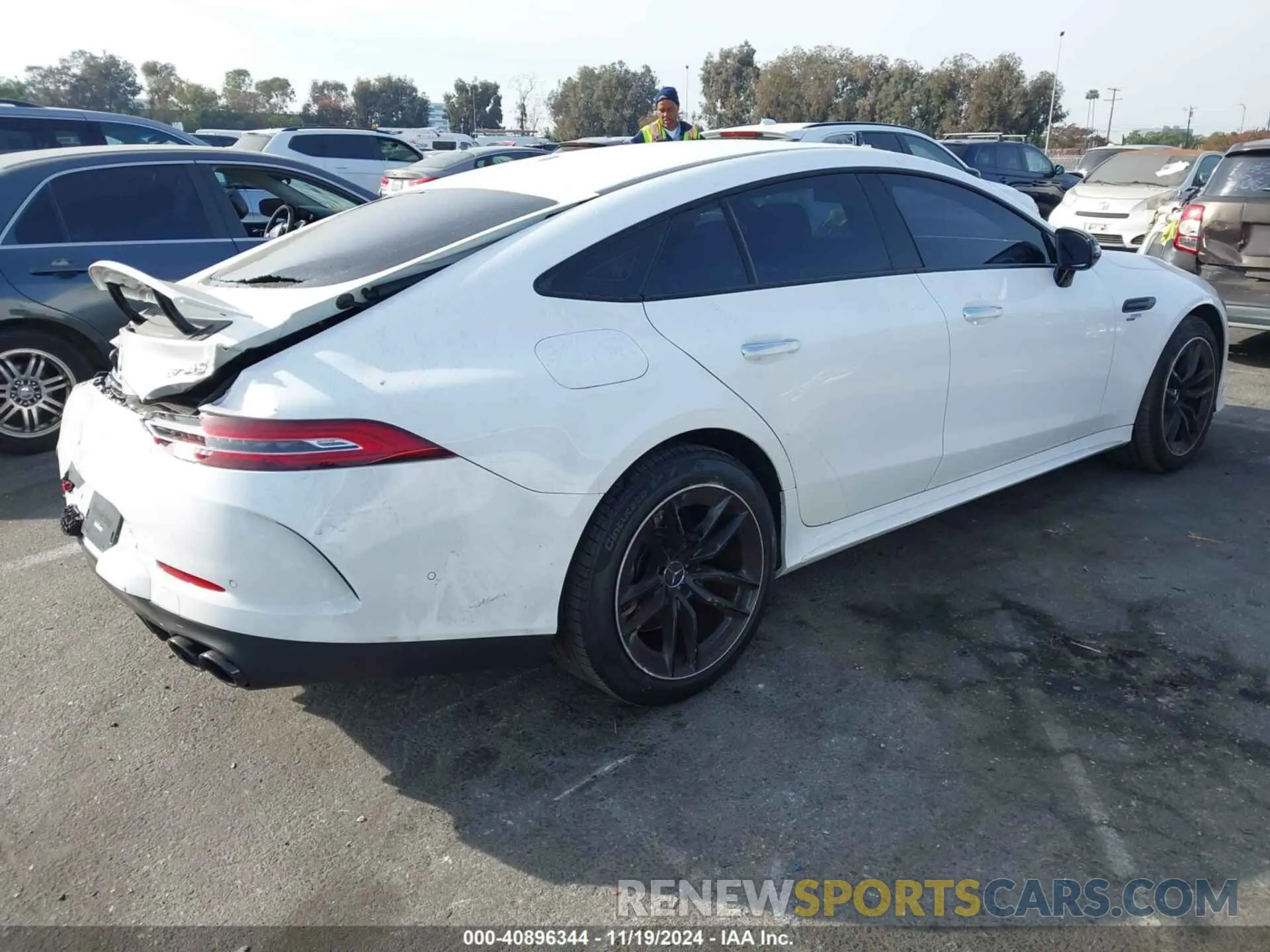 4 fotografías del automóvil dañado W1K7X5KB0NA049552 MERCEDES-BENZ AMG GT 43 4-DOOR COUPE 2022