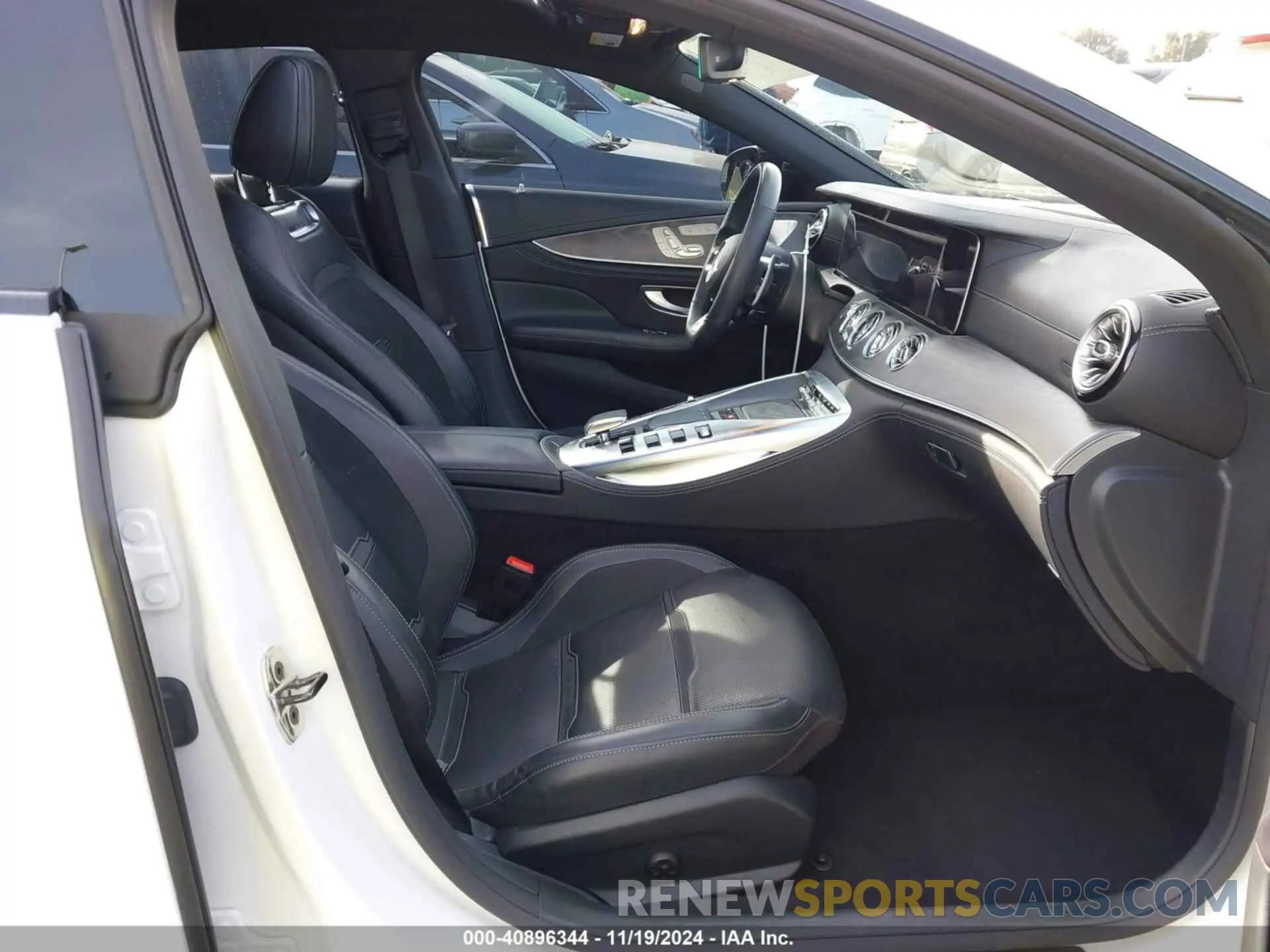 5 fotografías del automóvil dañado W1K7X5KB0NA049552 MERCEDES-BENZ AMG GT 43 4-DOOR COUPE 2022