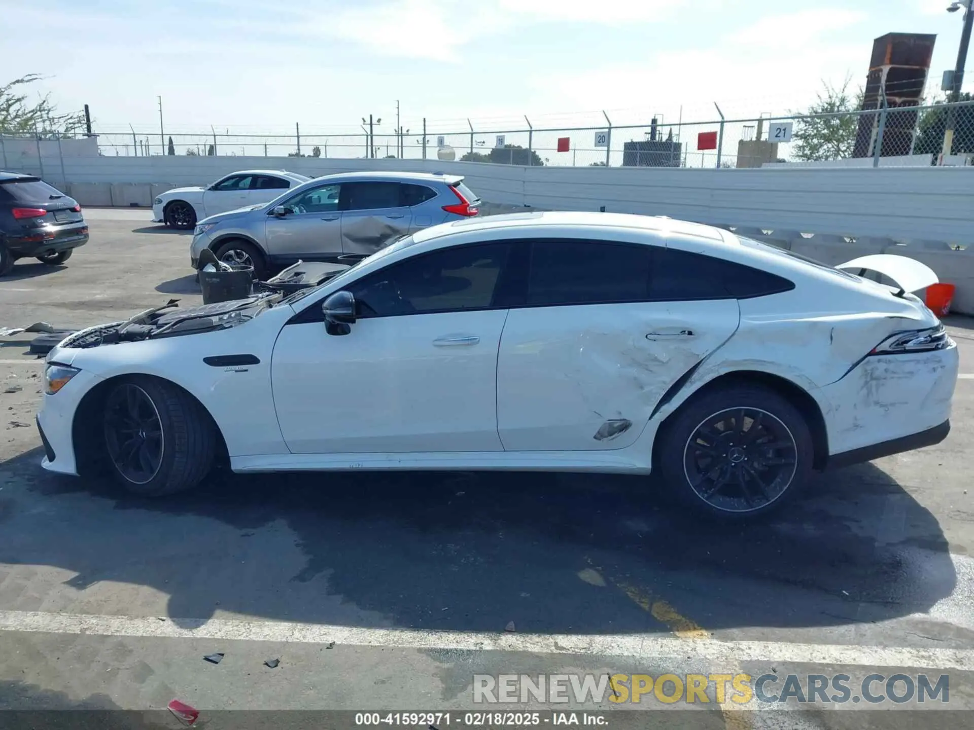 15 fotografías del automóvil dañado W1K7X5KB9NA052756 MERCEDES-BENZ AMG GT 43 4-DOOR COUPE 2022