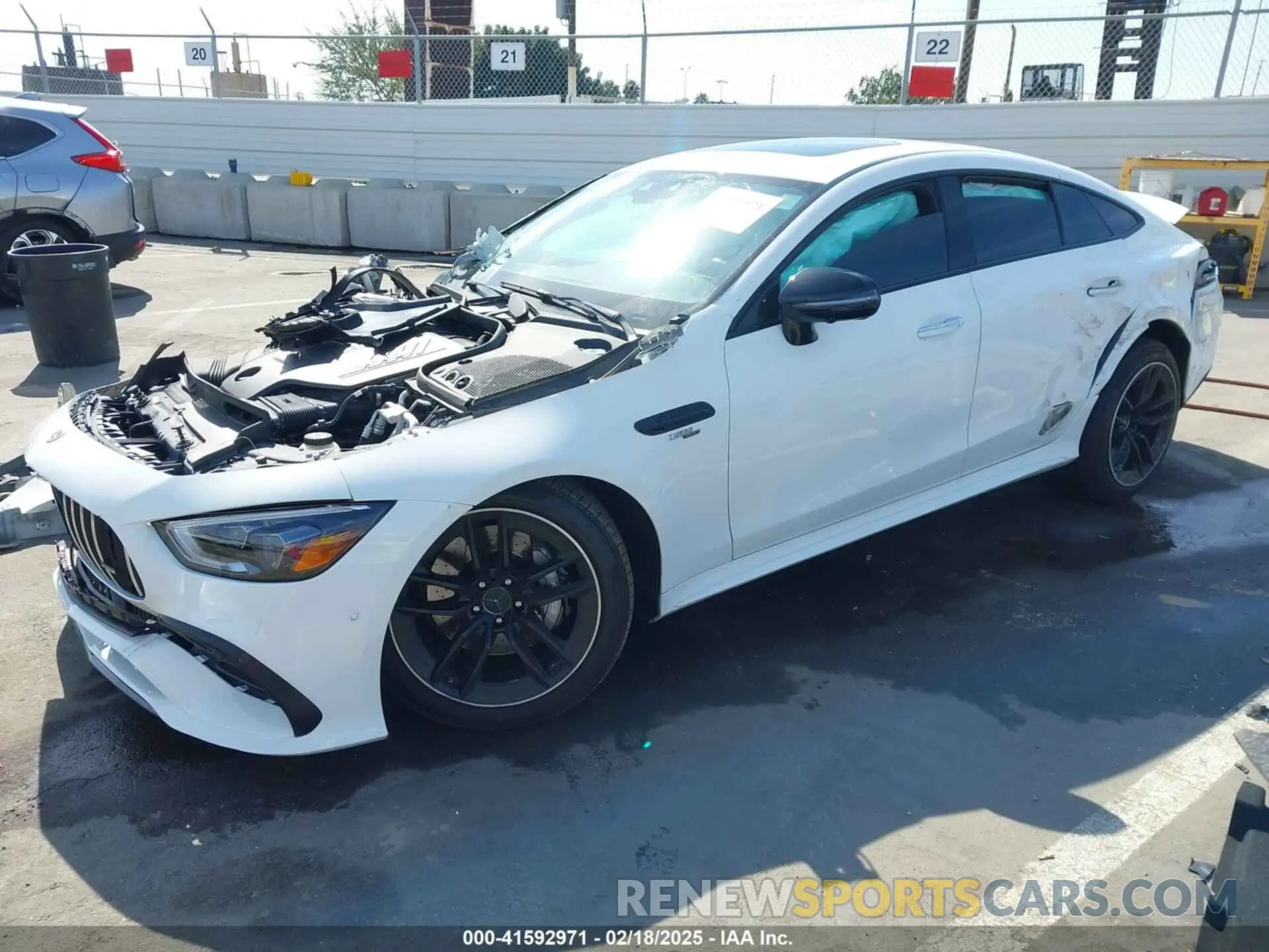 2 fotografías del automóvil dañado W1K7X5KB9NA052756 MERCEDES-BENZ AMG GT 43 4-DOOR COUPE 2022