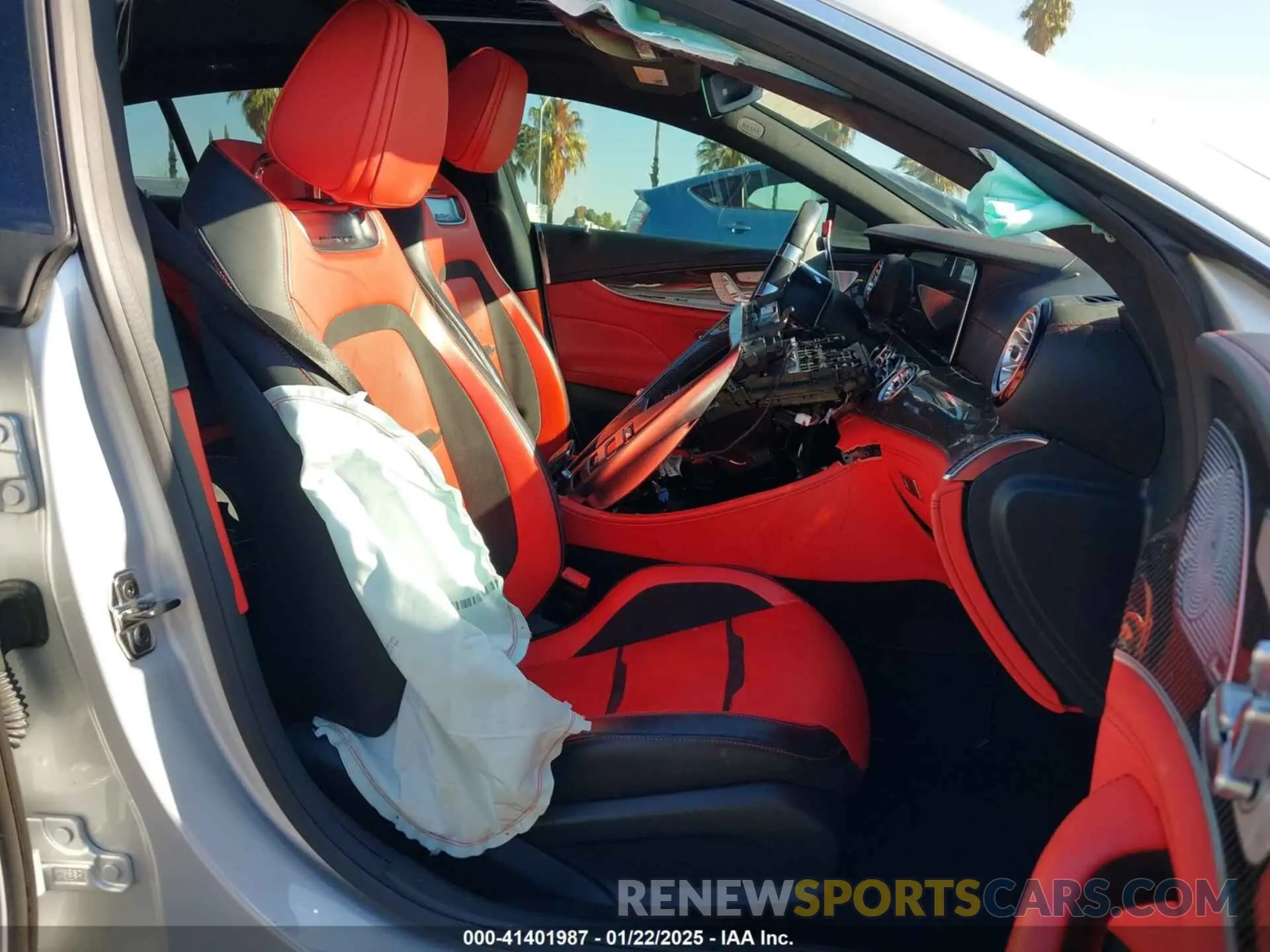 5 fotografías del automóvil dañado W1K7X6BB4LA032529 MERCEDES-BENZ AMG GT 53 4-DOOR COUPE 2020