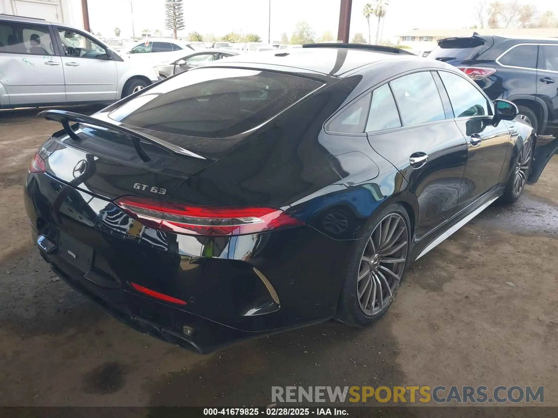 4 fotografías del automóvil dañado WDD7X8JB6KA000354 MERCEDES-BENZ AMG GT 63 4-DOOR COUPE 2019