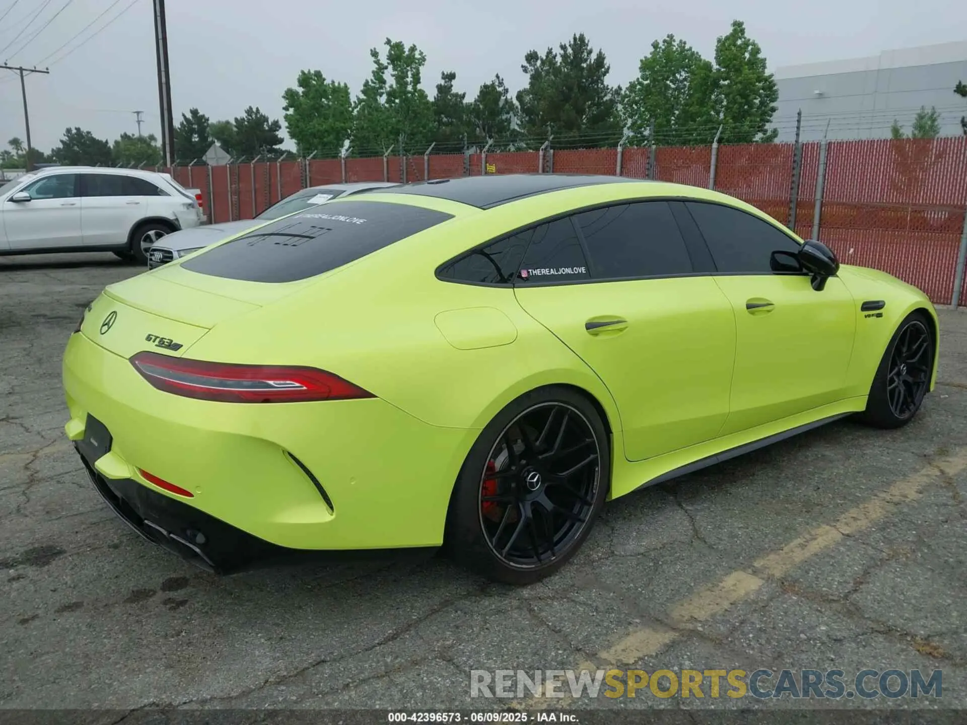 4 fotografías del automóvil dañado WDD7X8JBXKA006349 MERCEDES-BENZ AMG GT 63 4-DOOR COUPE 2019